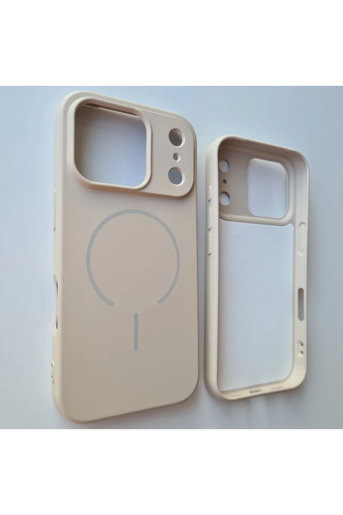کاور و قاب ضد ضربه سازگار با IPHONE 17 PROMAX MAGSAFE قابلیت شارژ بی سیم More Gsm