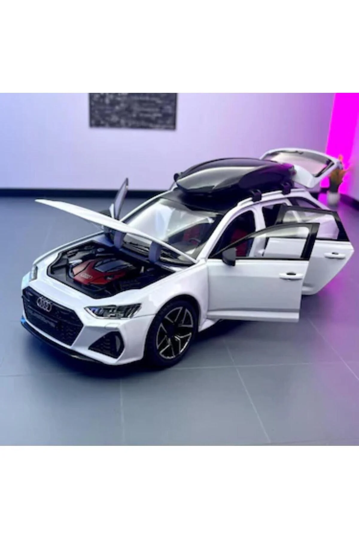 مدل خودرو آئودی RS6 1:24 ماشین فلزی سفید واگن دقیق درهای باز کننده DIECAST اورجینال scntoys