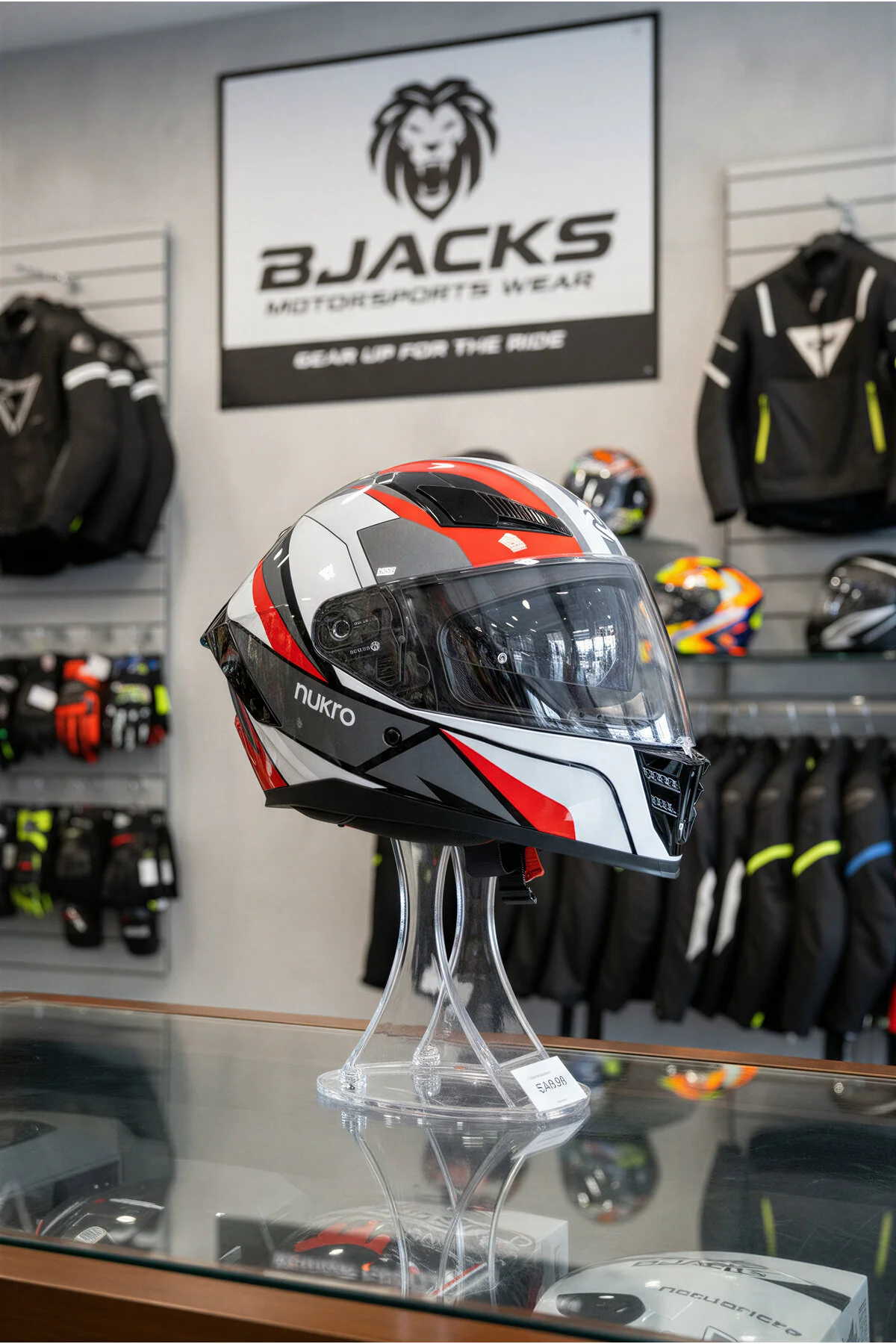 کلاه کاسکت موتورسیکلت NUKRO YM 853 SHINE RED WHITE CLOSE HELMET PINLOCK 30 شامل | امنیت و راحتی سطح بالا Nukrotech