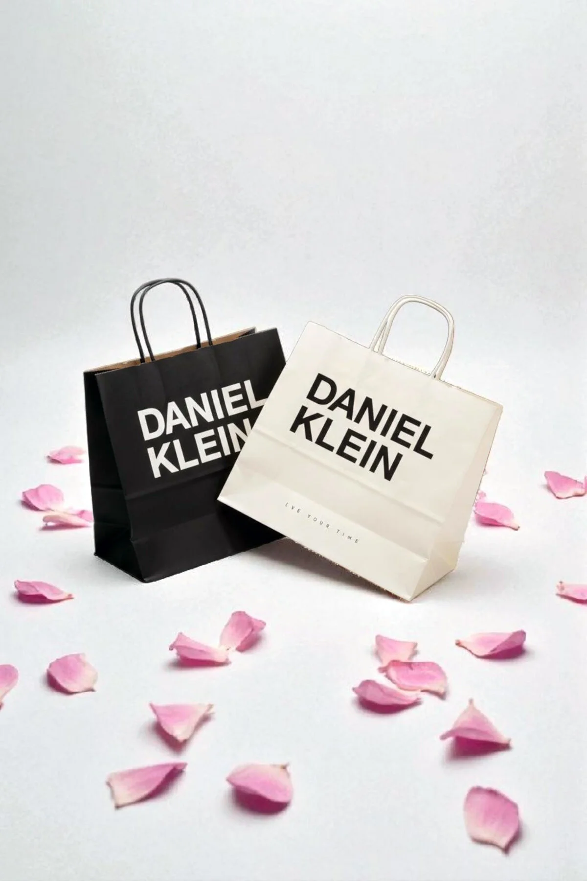 ساعت صورتی زنانه مینیمالیستی چرمی آبی و دستبند سنگی دنیل کلین Daniel Klein