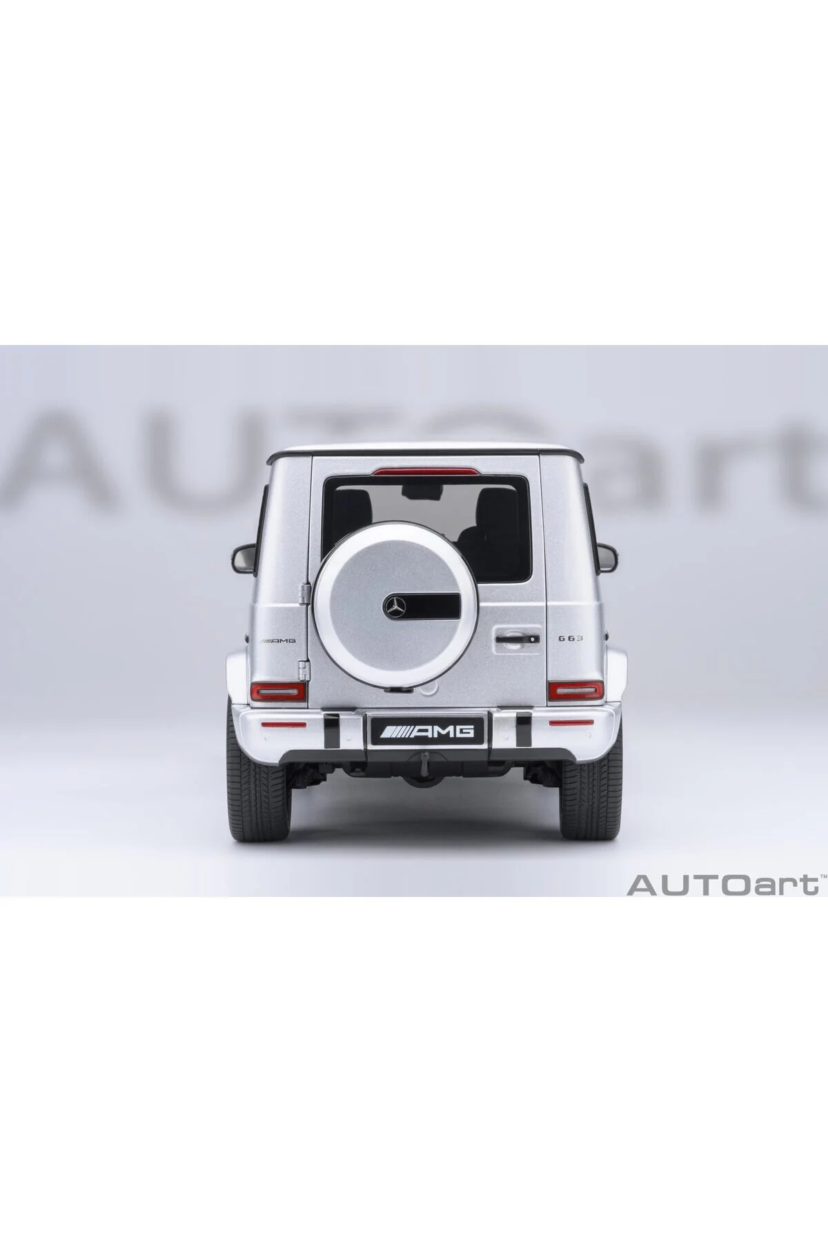 مدل خودرو 1:18 مرسدس بنز AMG G63 2019 ایریدیوم نقره ای 76358 | ماشین اورجینال autoart