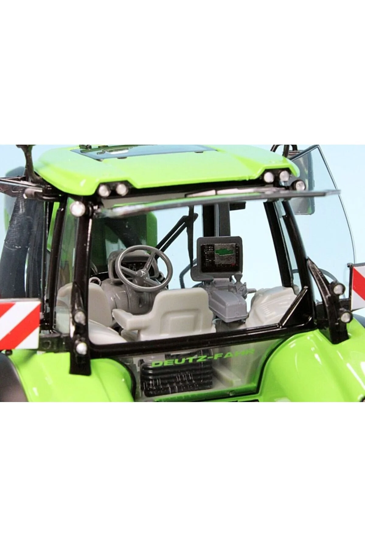 مدل خودرو 1:32 DEUTZ FAHR 9340 TTV FACELIFT 2022 450788400 | تراکتور اورجینال Schuco