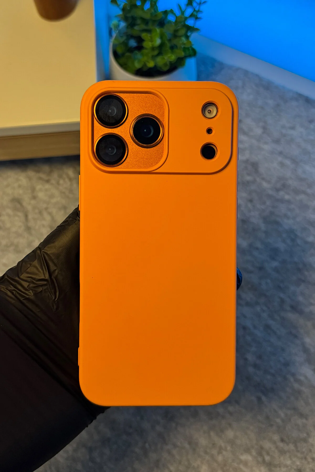کاور و قاب گوشی سیلیکونی نرم مخملی با محافظ بیرون زدگی دوربین برای IPHONE 17 PRO MAX سازگار WANNA PROTECT