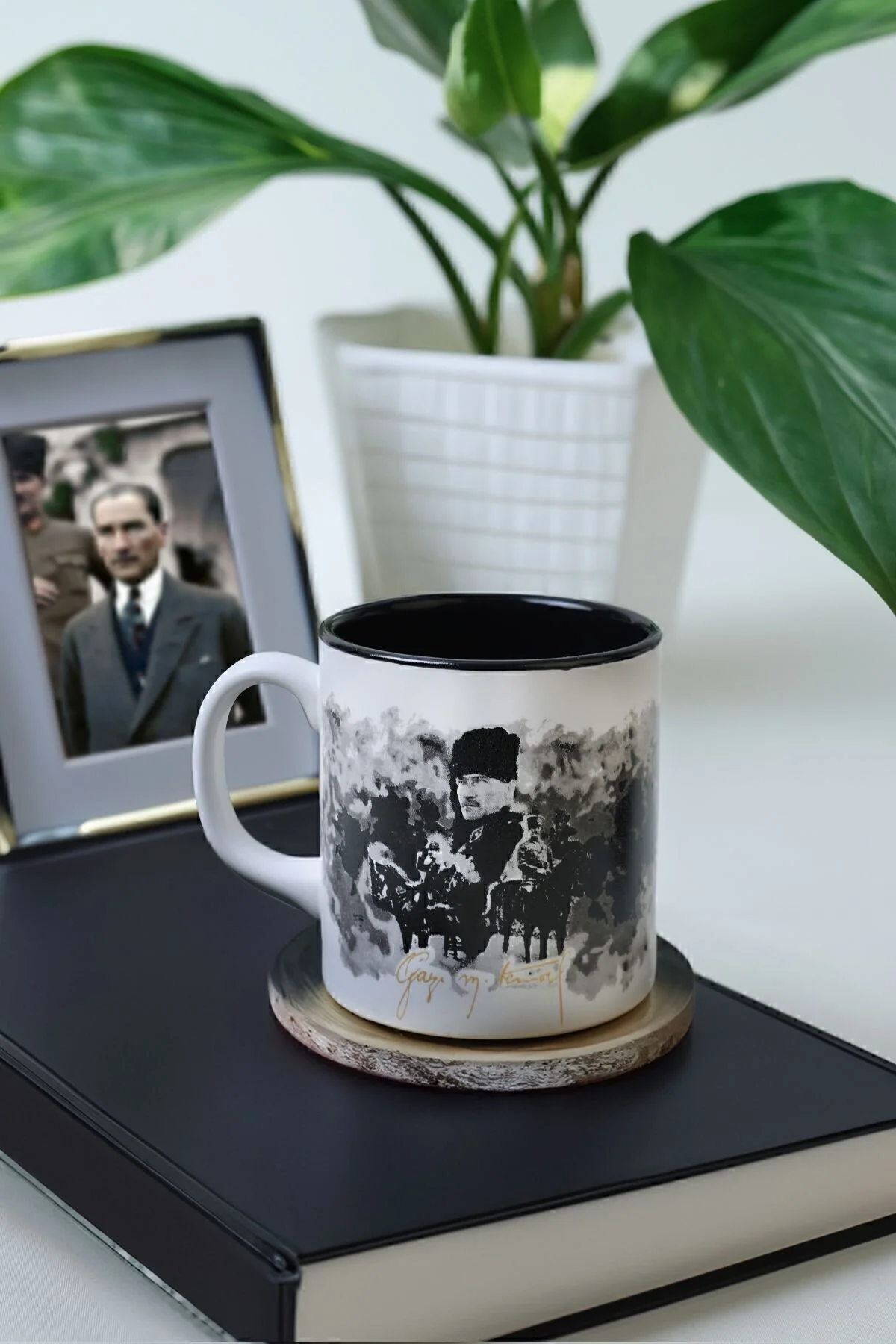 ماگ سرود استقلال جعبه مخصوص قلع CUP 10 سانتی متر Keramika