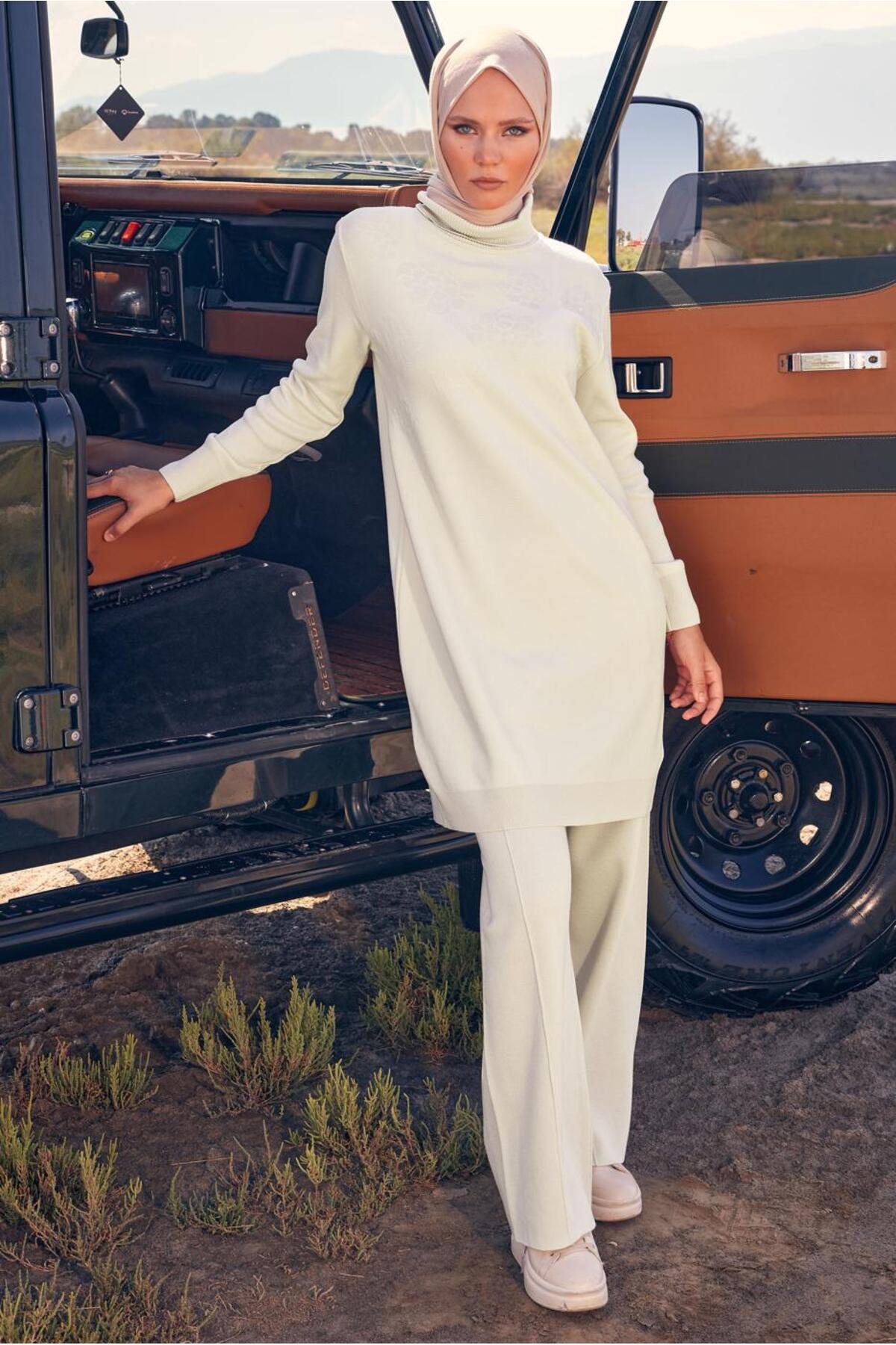 شلوار پارچه ای سفید زنانه کمر TIKO 70607 آلوینا Alvina - Alvina - شلوار