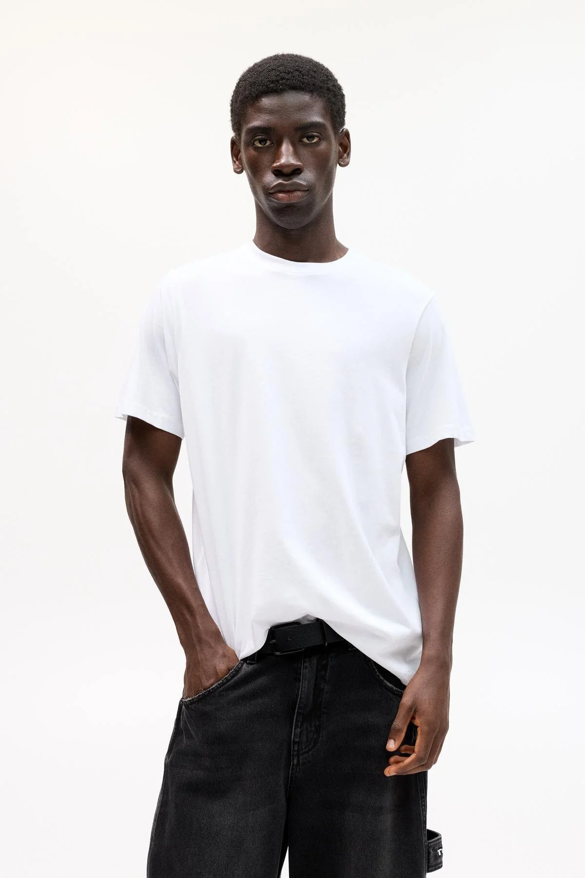 تی شرت پنبه اساسی آستین کوتاه Pull & Bear