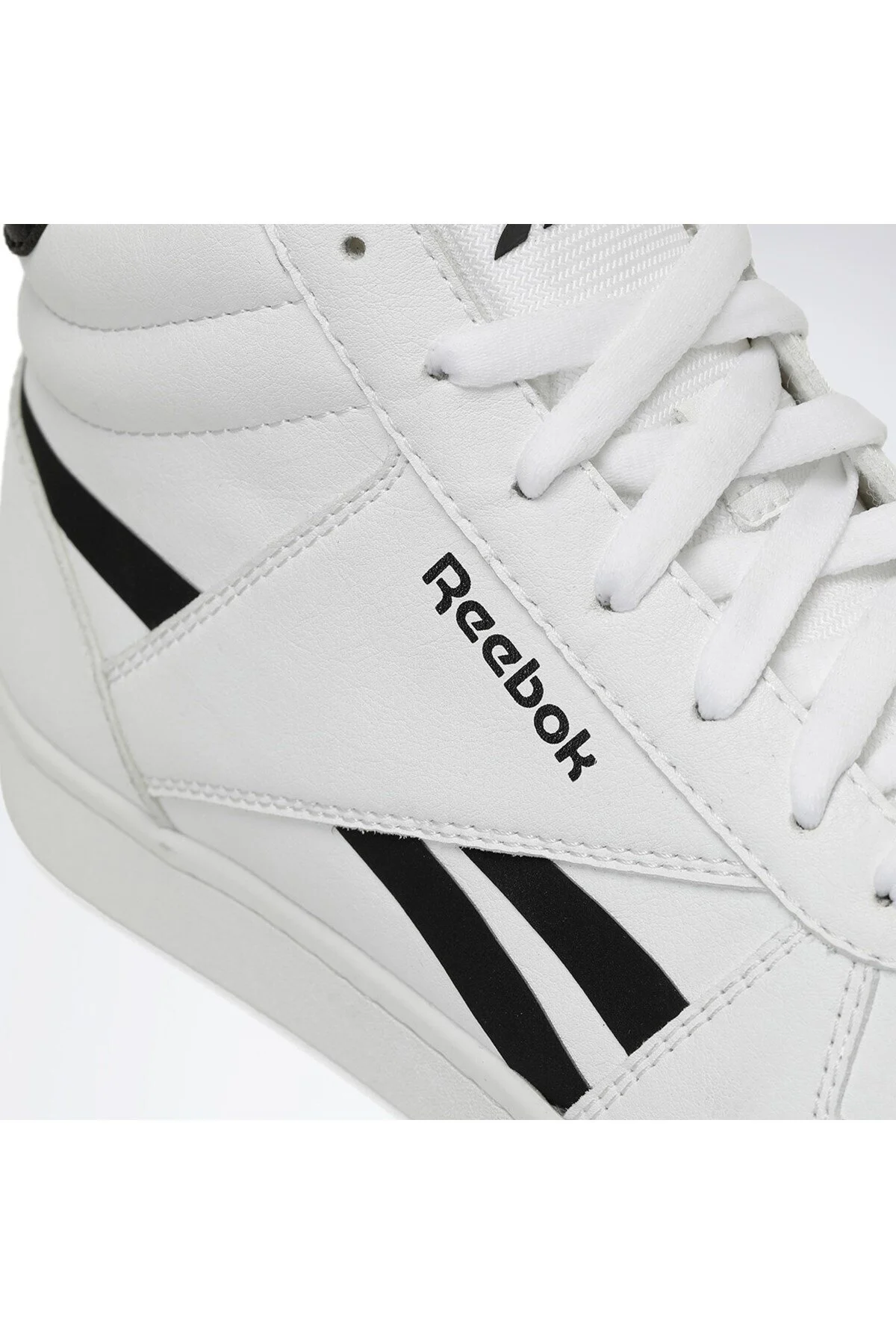 اسنیکر کفش کتانی راحت بند دار روزانه سفید ریباک Reebok