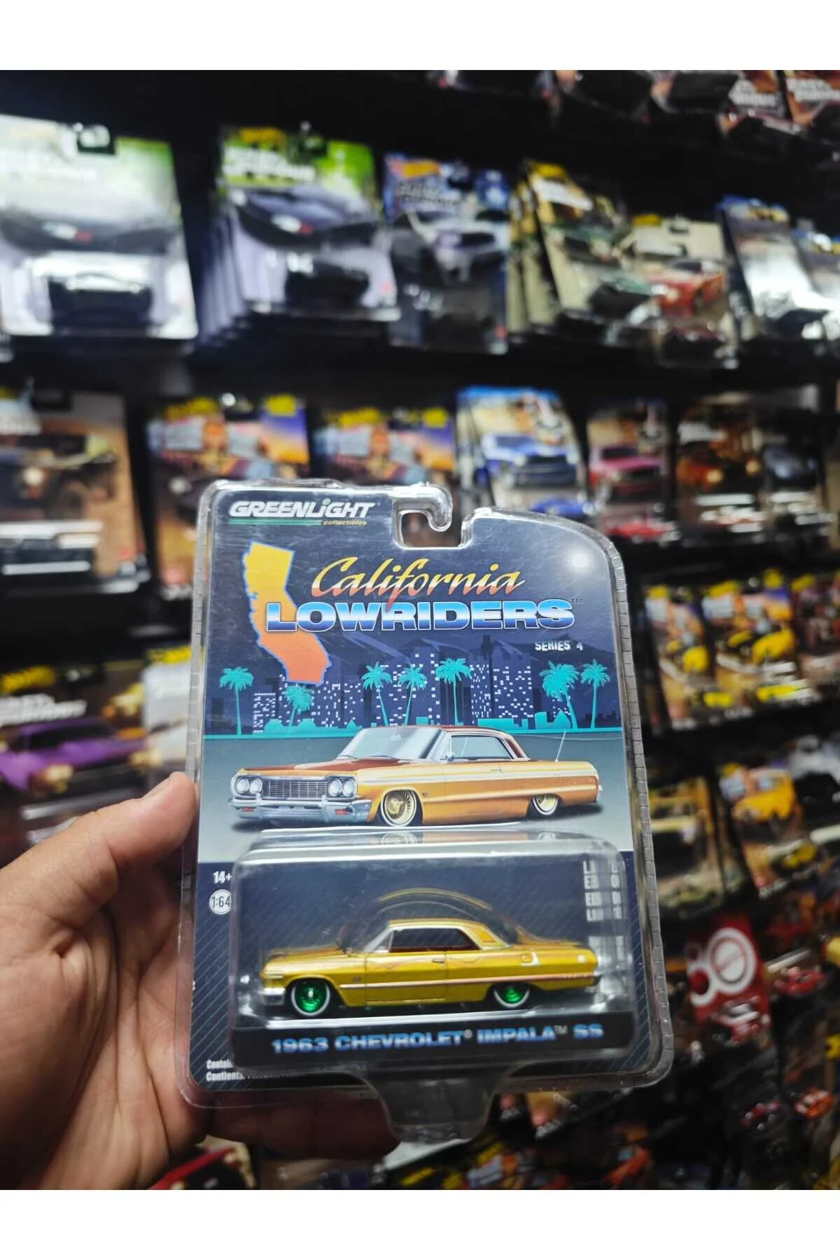مدل خودرو CHEVROLET IMPALA SS 1963 اورجینال Greenlight