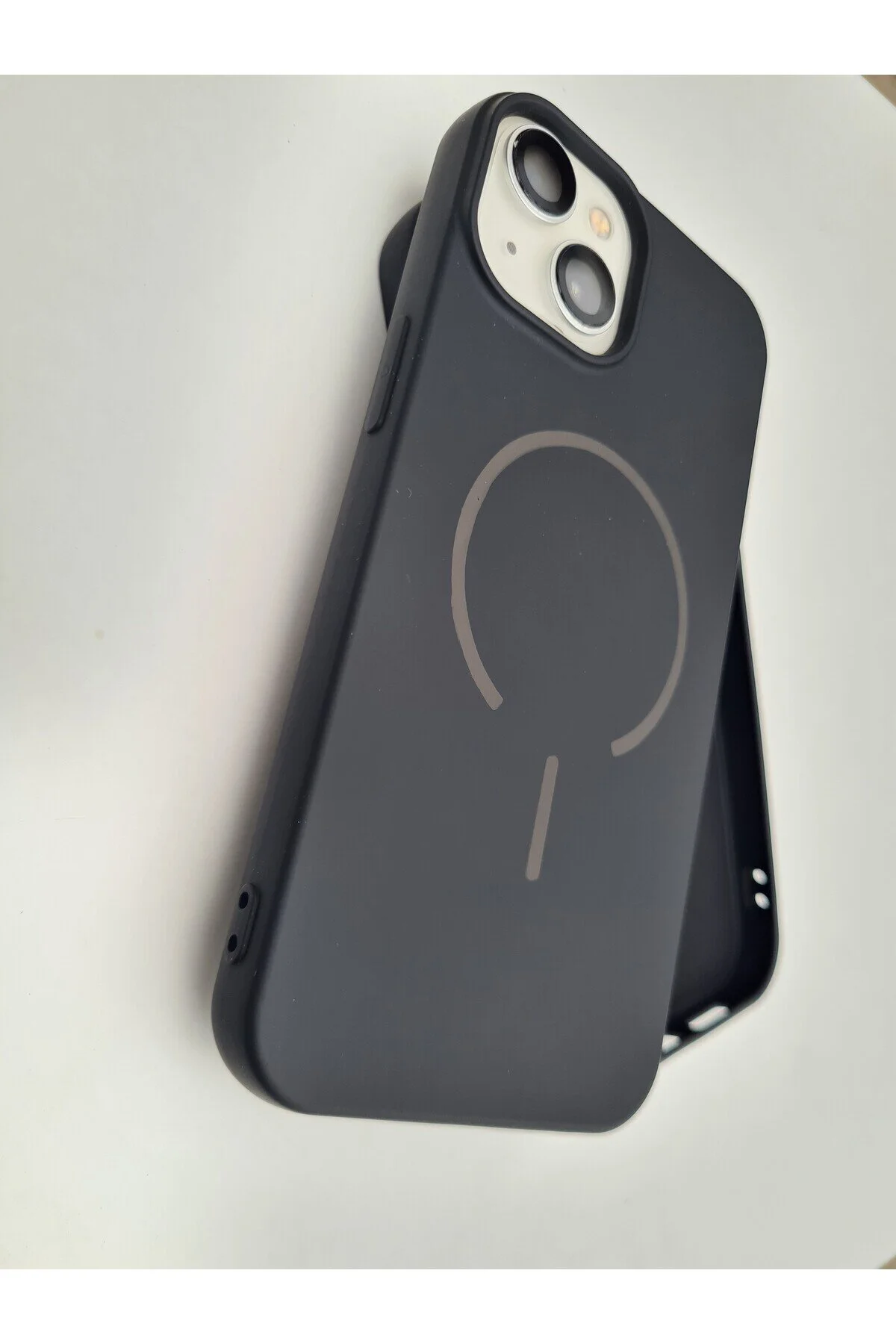 کاور و قاب SOFT PERFECT MAGNETIC FLEXIBLE LAUNCH CASE SILICONE سازگار با IPHONE 13 14 MAGSAFE More Gsm