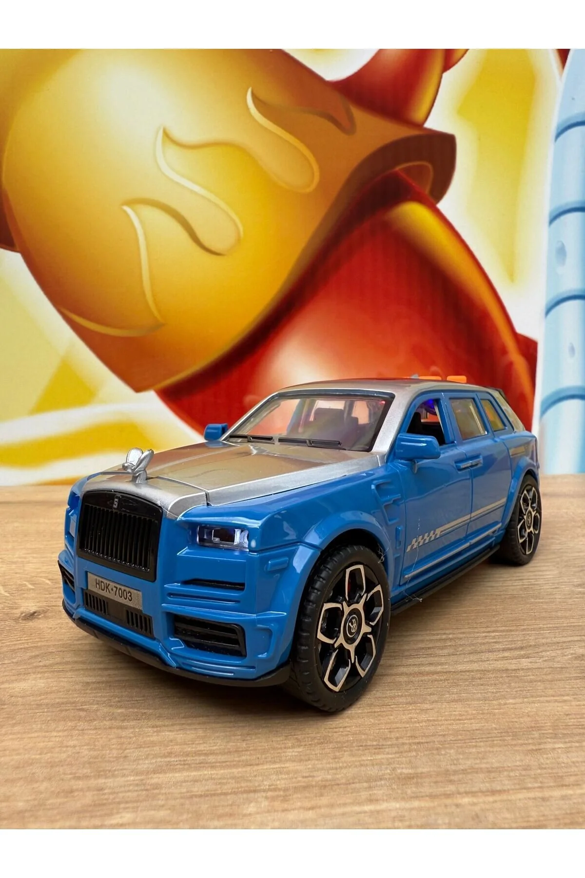ماشین اسباب بازی رولز رویس کولینان درهای باز با صدای اصطکاکی نور موسیقی 18 سانتی متری scntoys