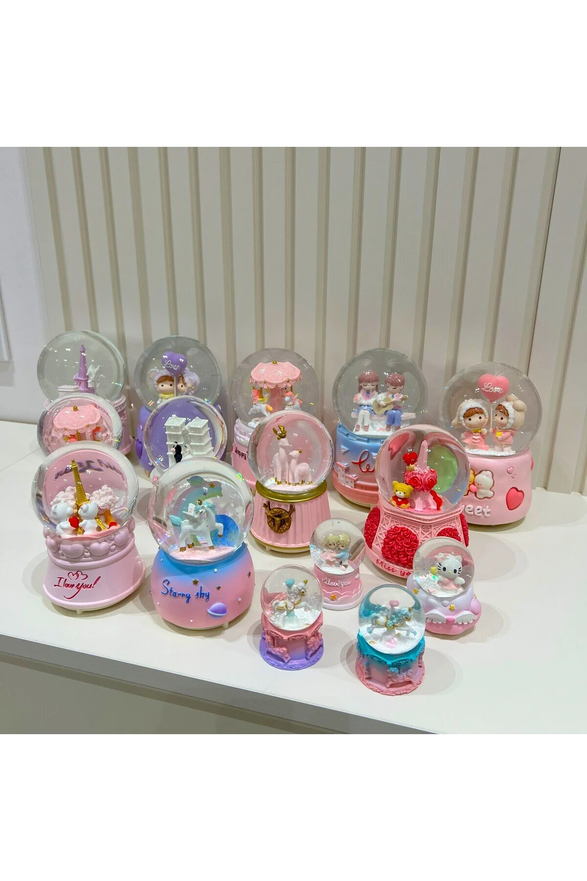 گوی برفی HELLO KITTY LIGHTED MINI SNOW GLOBE TKY0384 از ترکیه Taşmeran