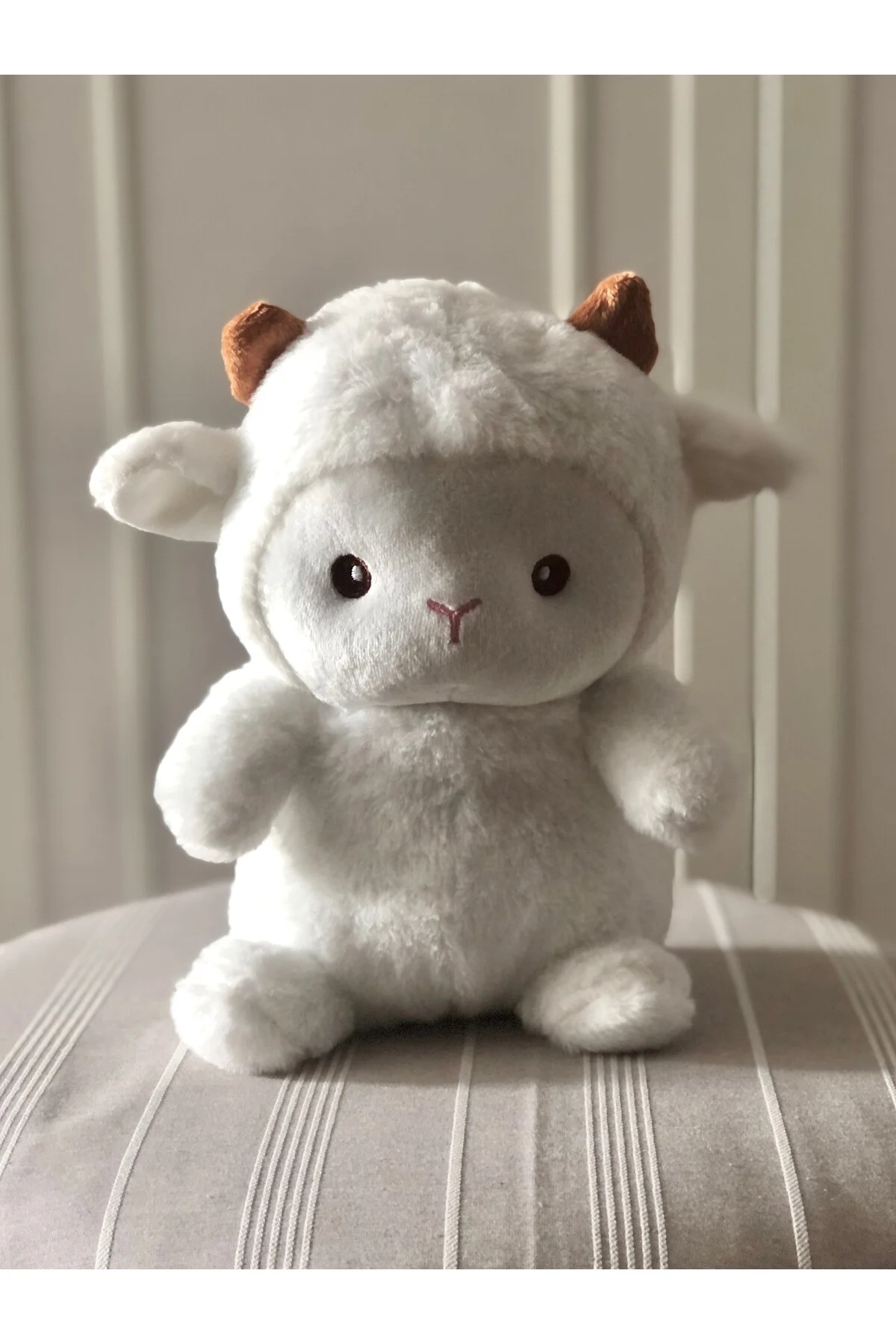 اسباب بازی های پشمی بره مخملی 22 سانت اورجینال İku Toys
