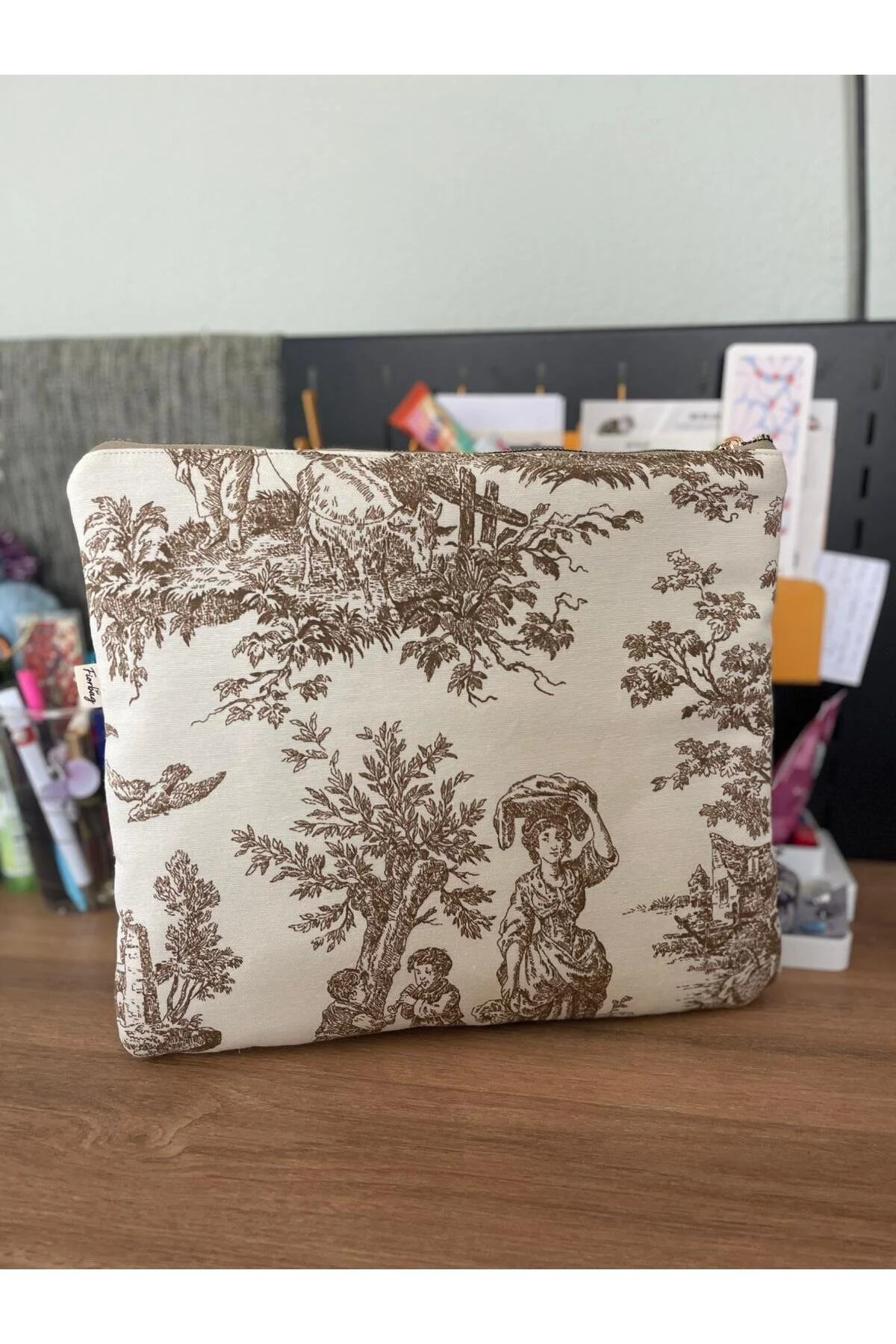 کاور تبلت کیف دستی طرحدار TOILE DE JOUY 13 اینچی زنانه بدون بند غیررسمی Fiorbag