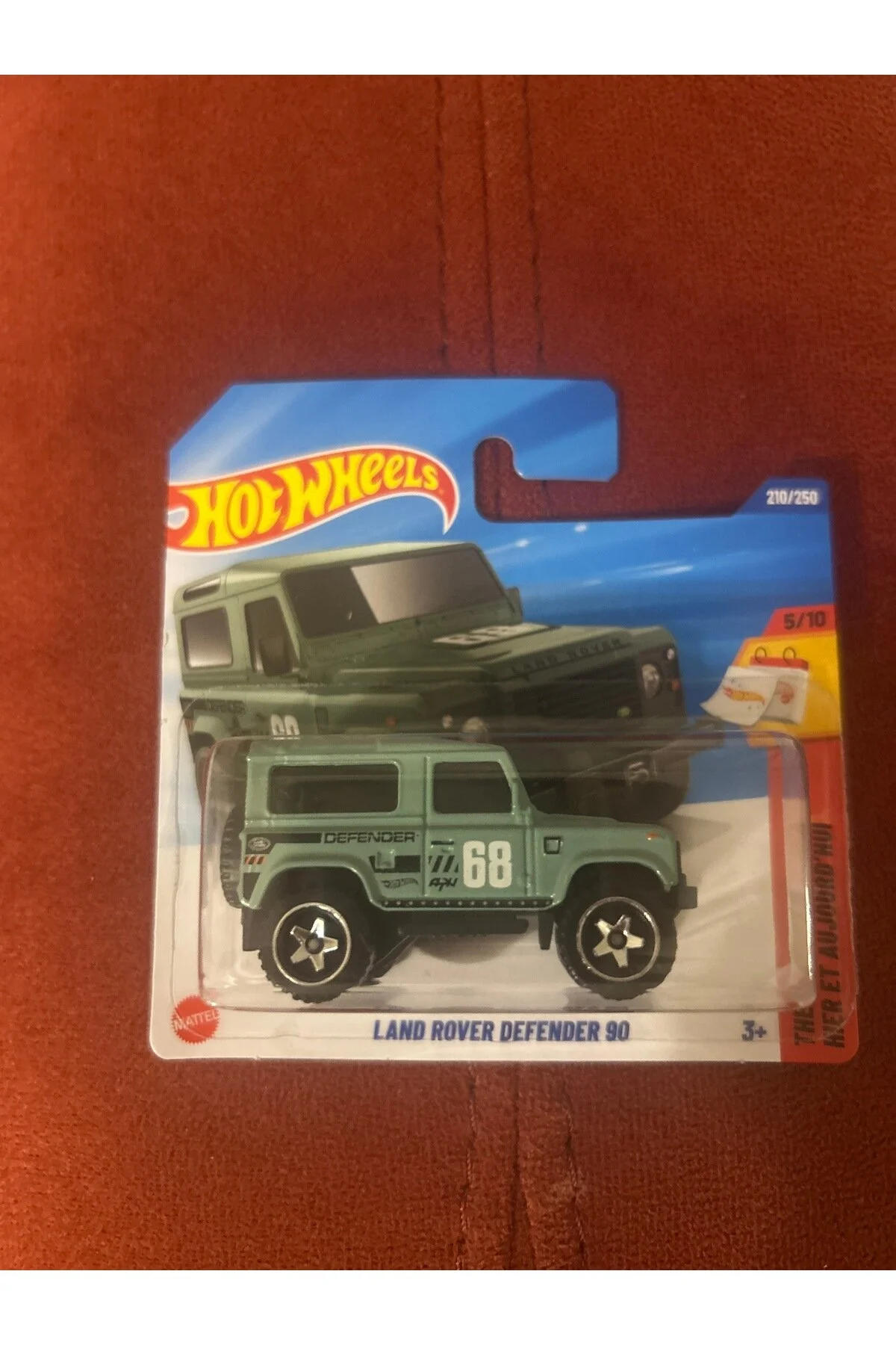 ماشین اسباب بازی لندرور دیفندر 90 اورجینال HOT WHEELS