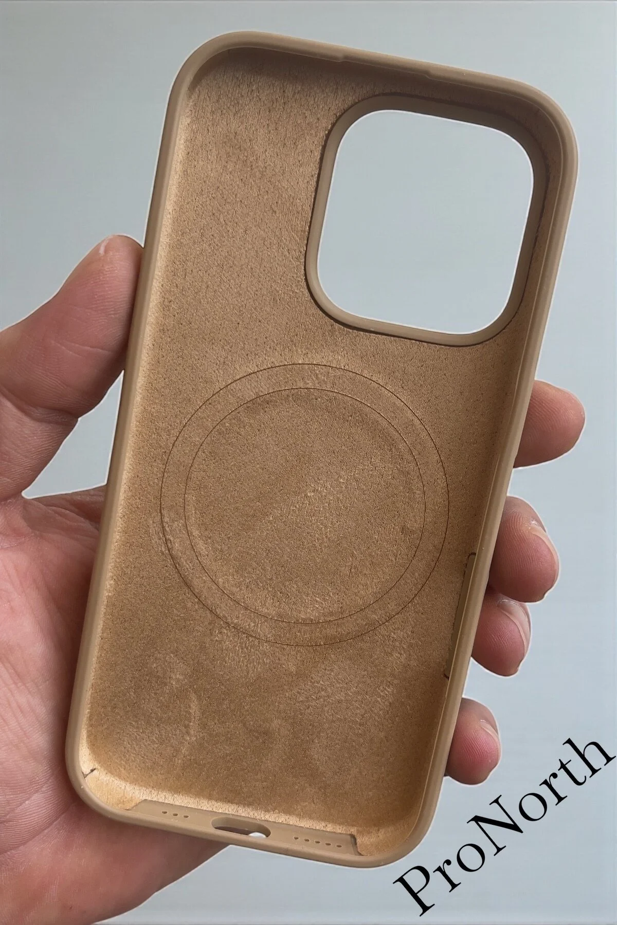 کاور و قاب سیلیکونی مایع PREMIUM سازگار با IPHONE 16 PRO MAX پشتیبانی از شارژ بی سیم ProNorth