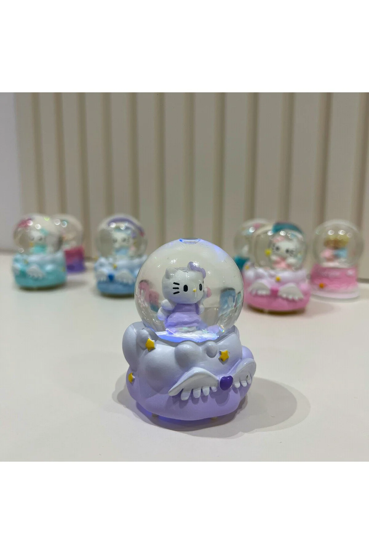 گوی برفی HELLO KITTY LIGHTED MINI SNOW GLOBE TKY0383 از ترکیه Taşmeran