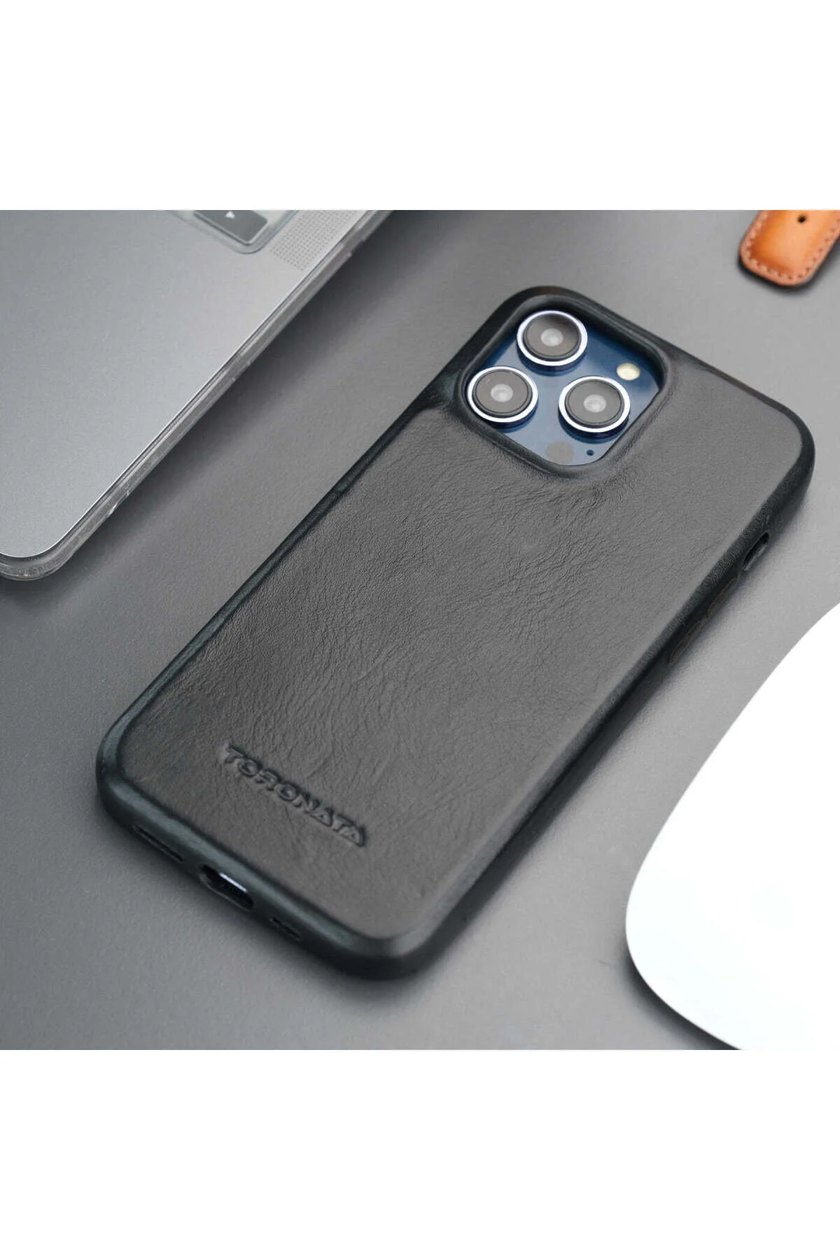 کاور و قاب PINEDALE IPHONE 13 چرمی طبیعی محافظ لنز دوربین مشکی TORONATA
