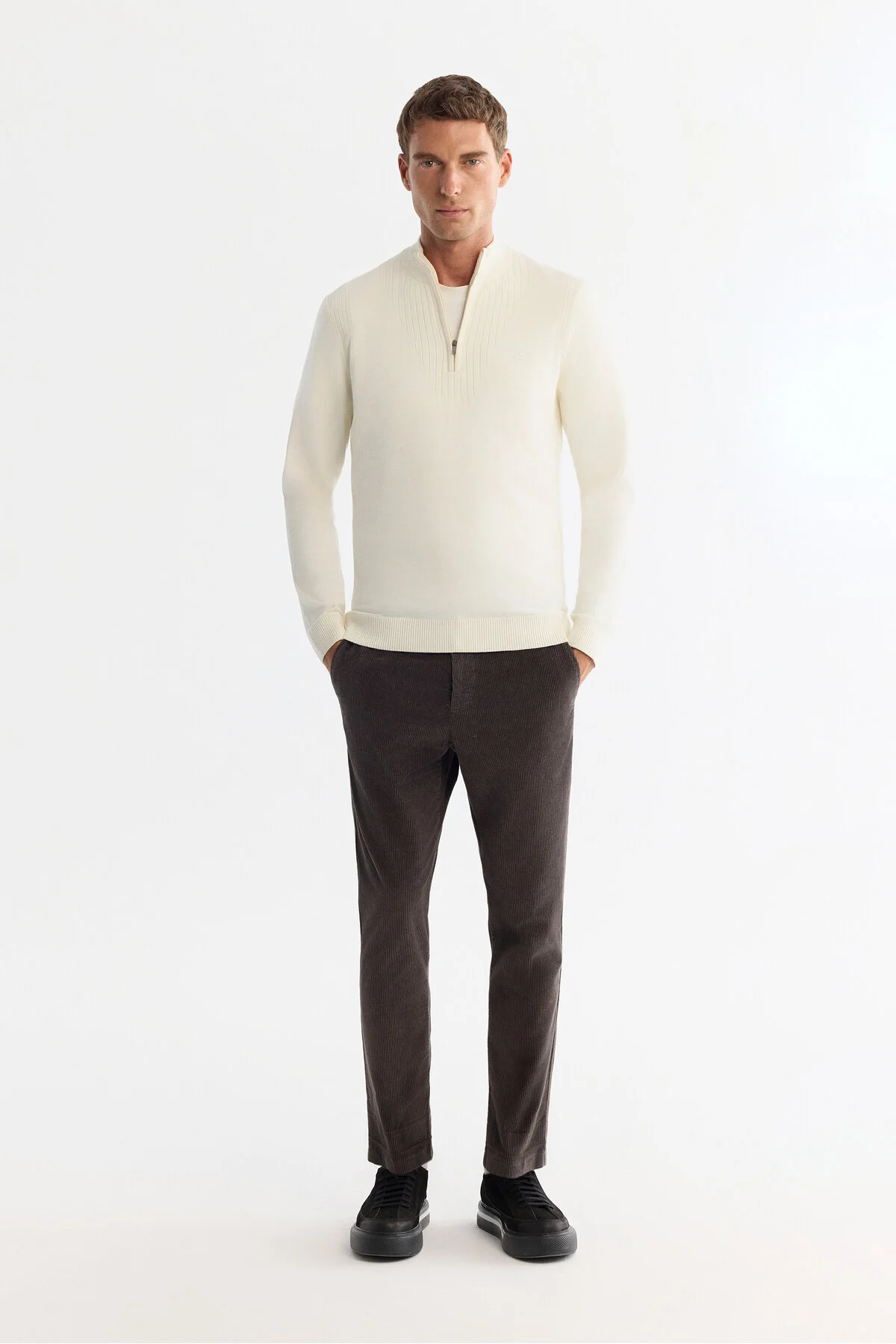 شلوار خاکستری مردانه کلاسیک آنتراسیت ضخیم مخملی Chino A42Y3017 آوا Avva