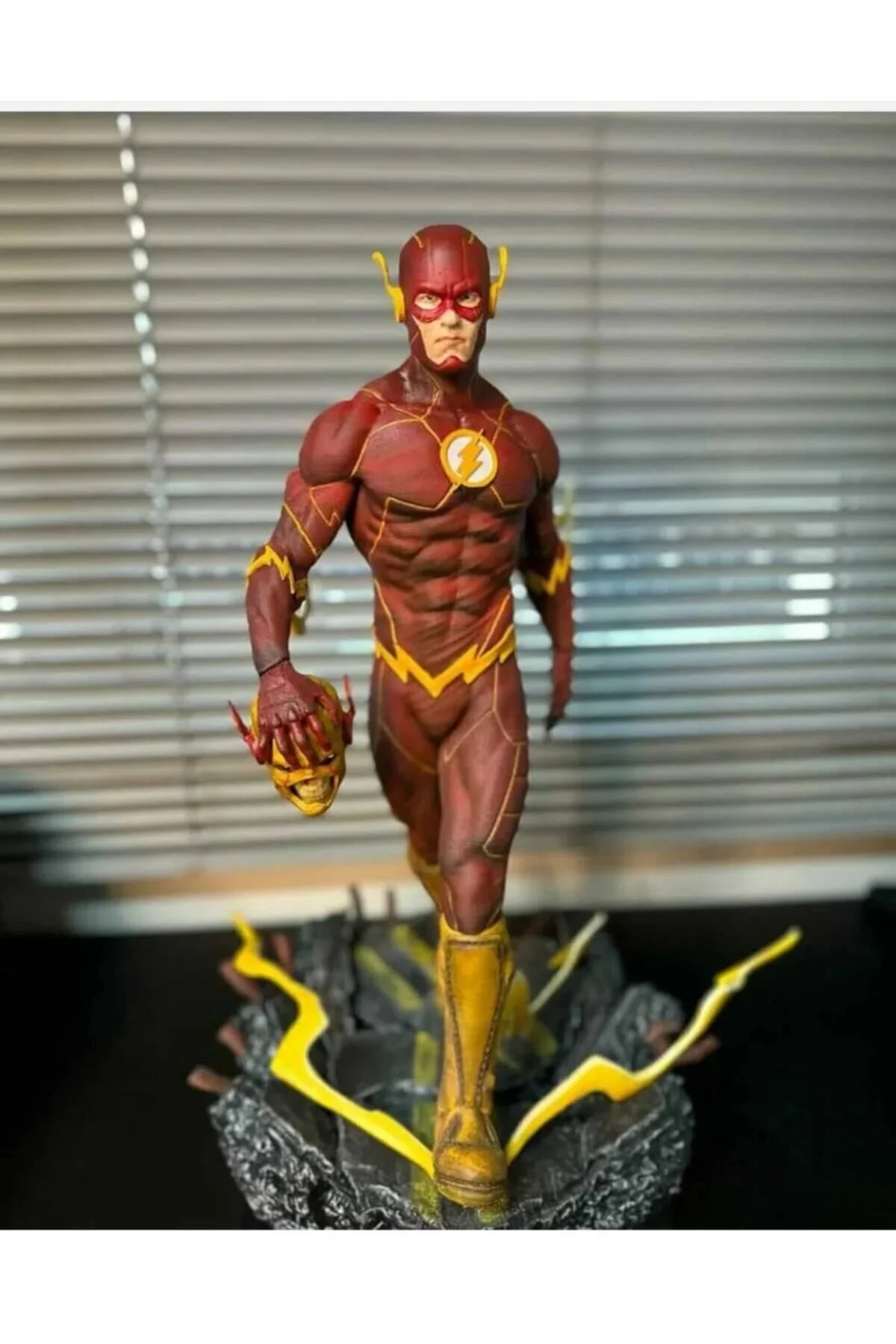 فیگور DC COMICS FLASH OBJECT AVENGERS THE FIGURE 25CM LARGE SIZE FOLİNZA