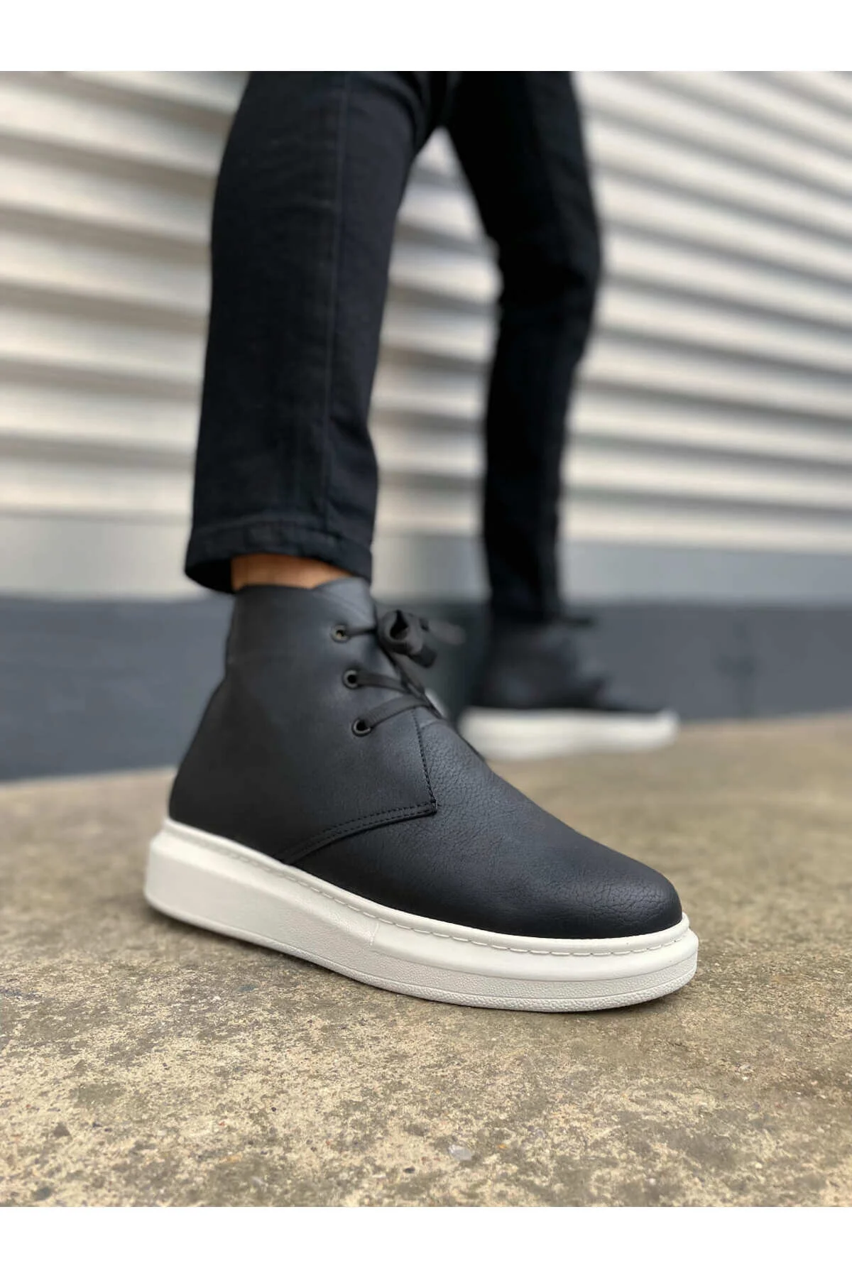 چکمه و بوت OSLO LACE UP ORTHOPEDIC SKIN کفش ورزشی مردانه CBT مشکی Lucy Shoes
