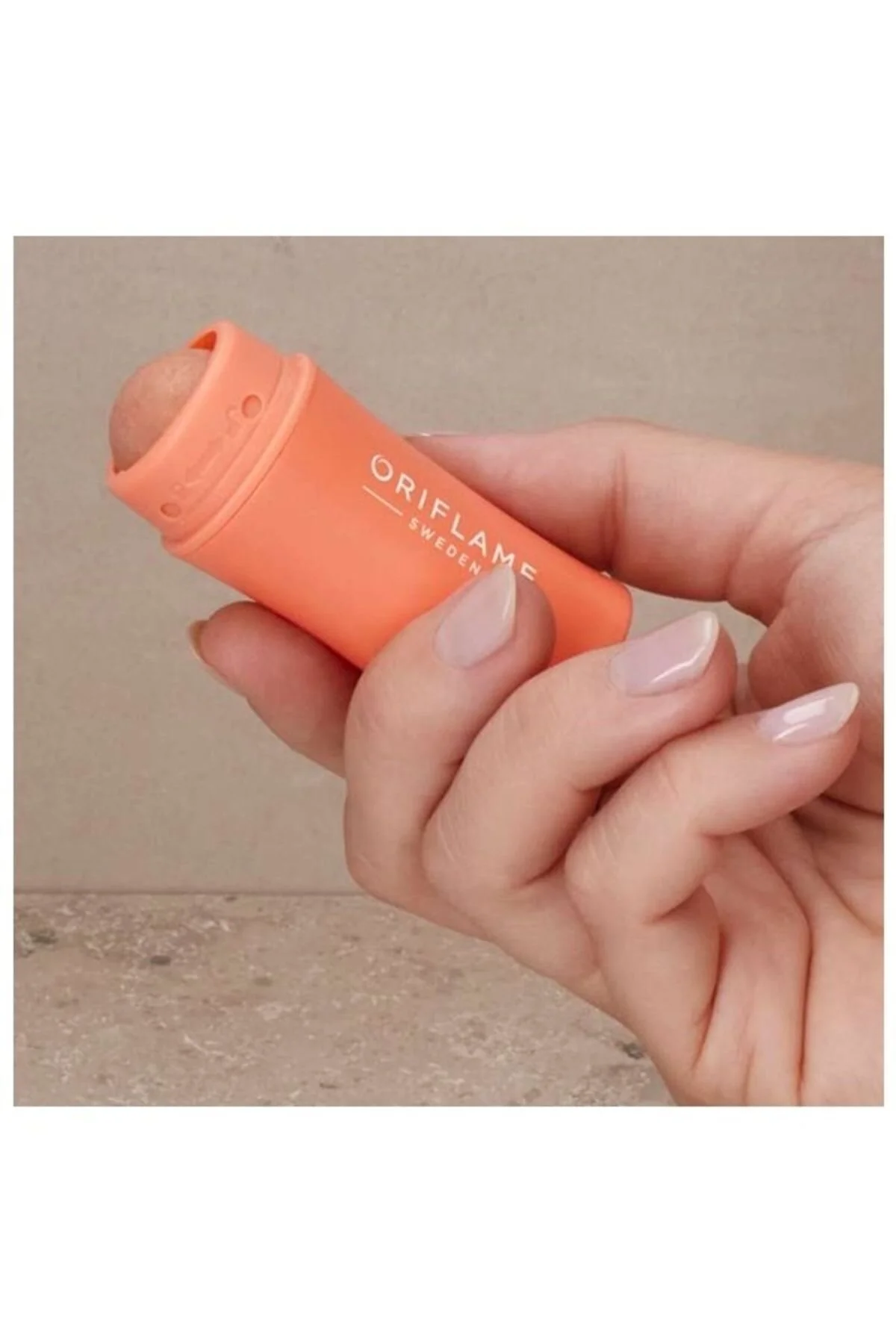 رولر جذب کننده چربی برای پوست اوریفلیم Oriflame