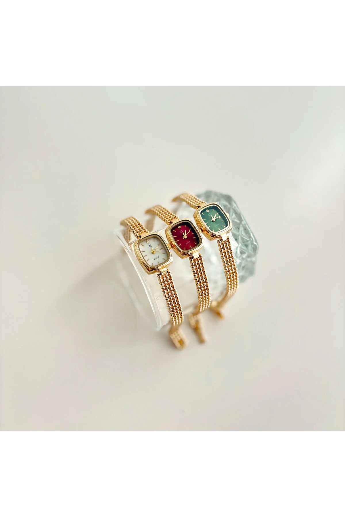 ساعت نور طلایی قرمز | Boise Atelier