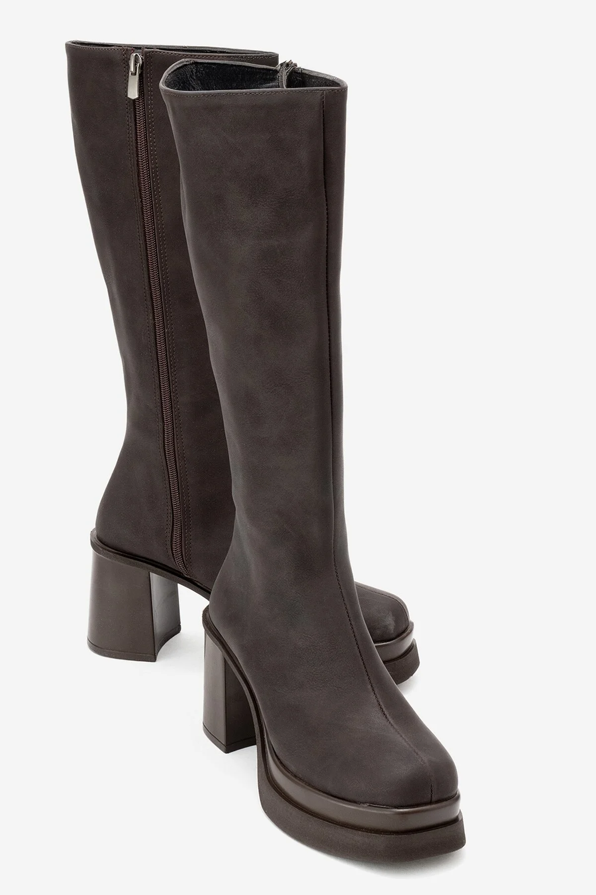 چکمه های زنانه پاشنه دار قهوه ای NUBUCK luvishoes