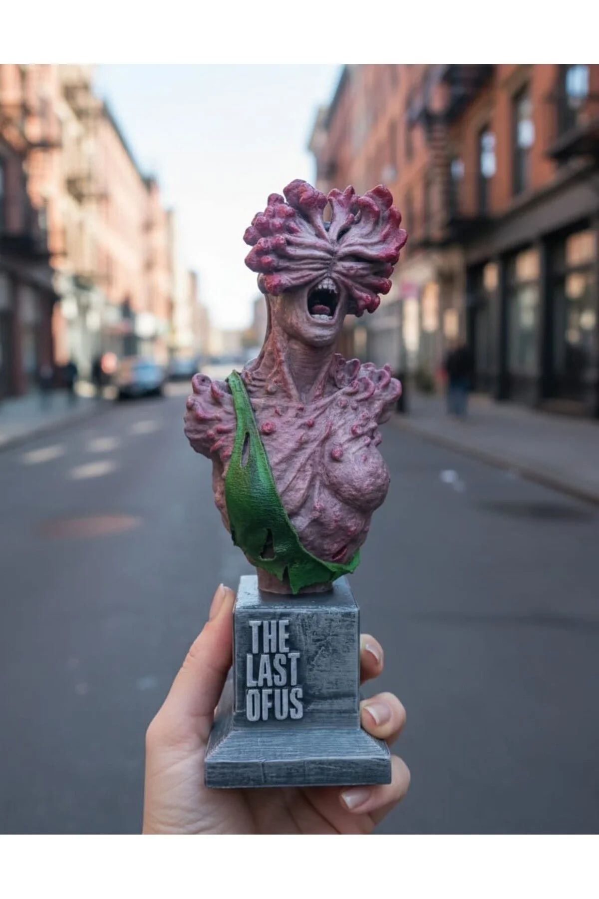 فیگور 16 سانتی‌متری Takırdayanlar از The Last of Us eselya