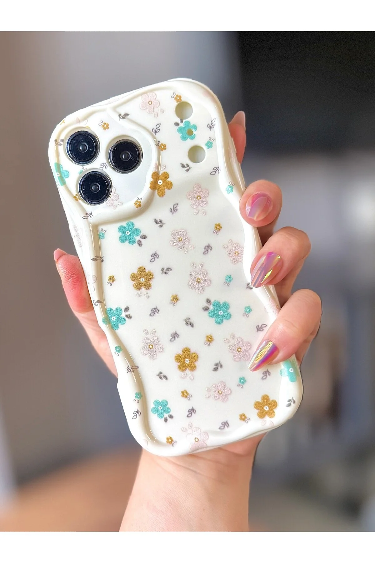 کاور و قاب 17 PRO MAX با طرح گل MİRAZ TASARIM