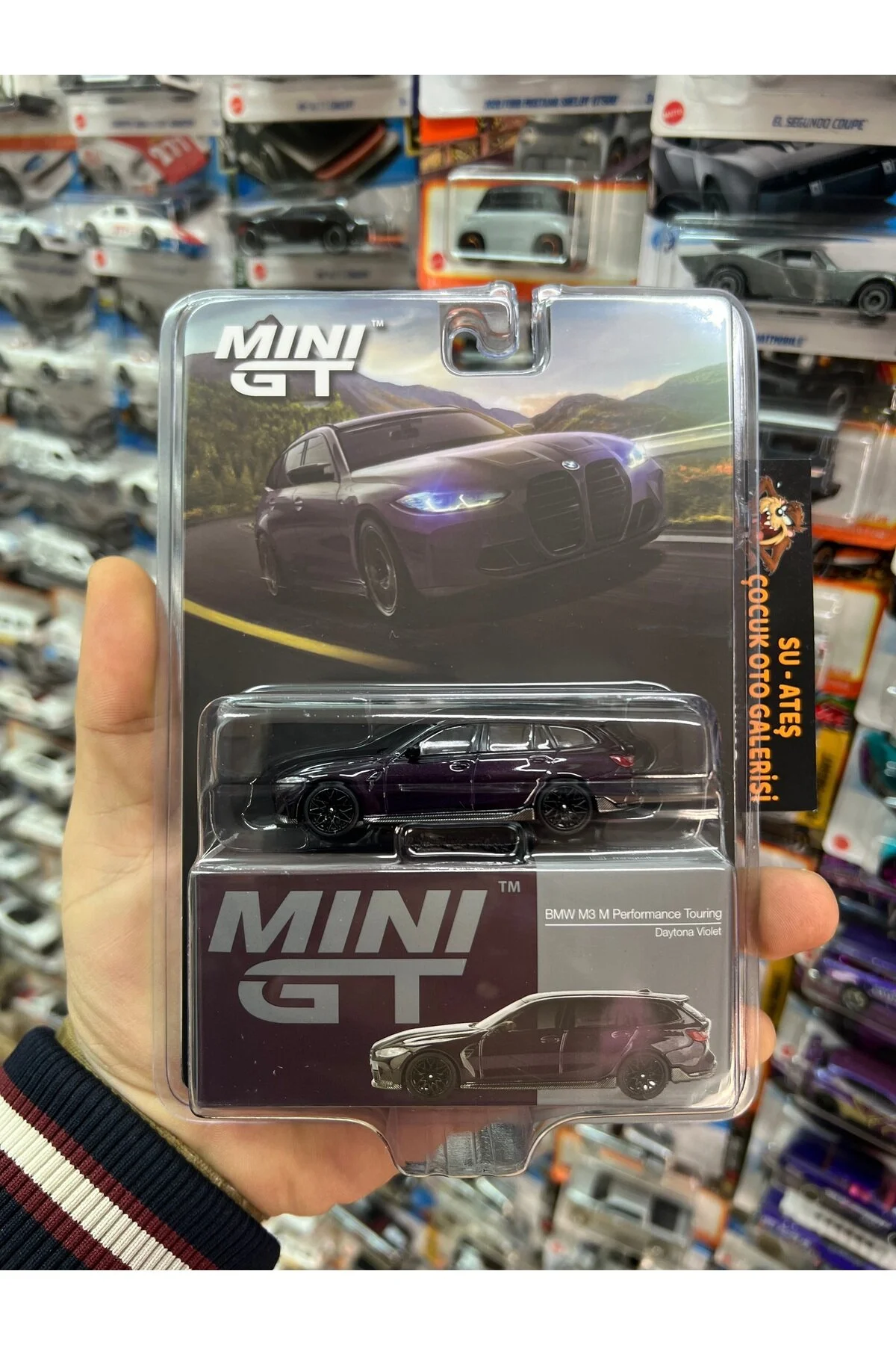 ماشین اسباب بازی BMW M3 TOURING DAYTONA VIOLET mini gt