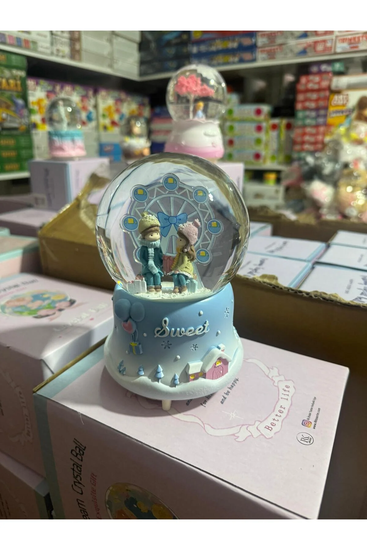 گوی برفی ویژه عاشقان گلوب با اندازه مگا نور و صدا از ترکیه Ailenizin Oyuncakçısı