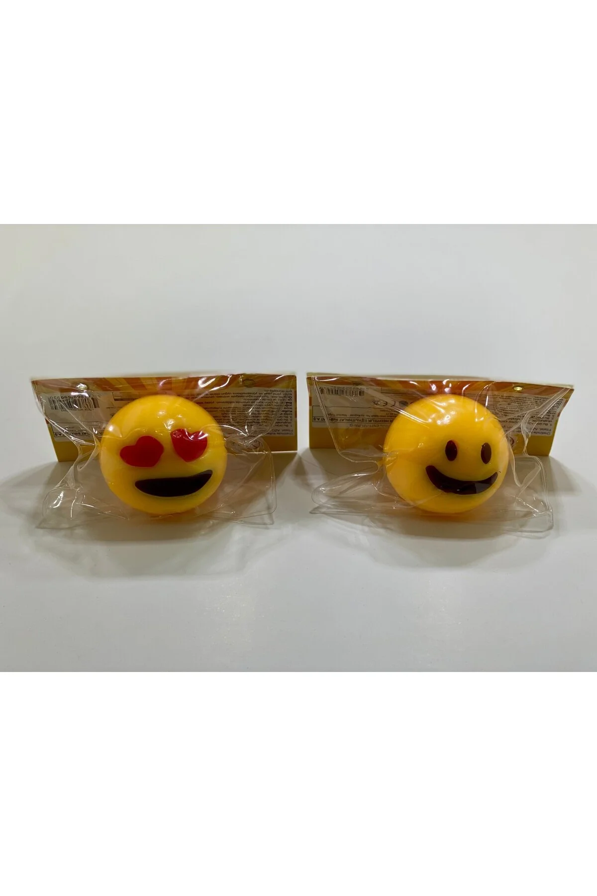 اسباب بازی های فیگور دیگر SKUSHY SQUISHY با قلب یا لبخند 1 تیکه DF ToyShop