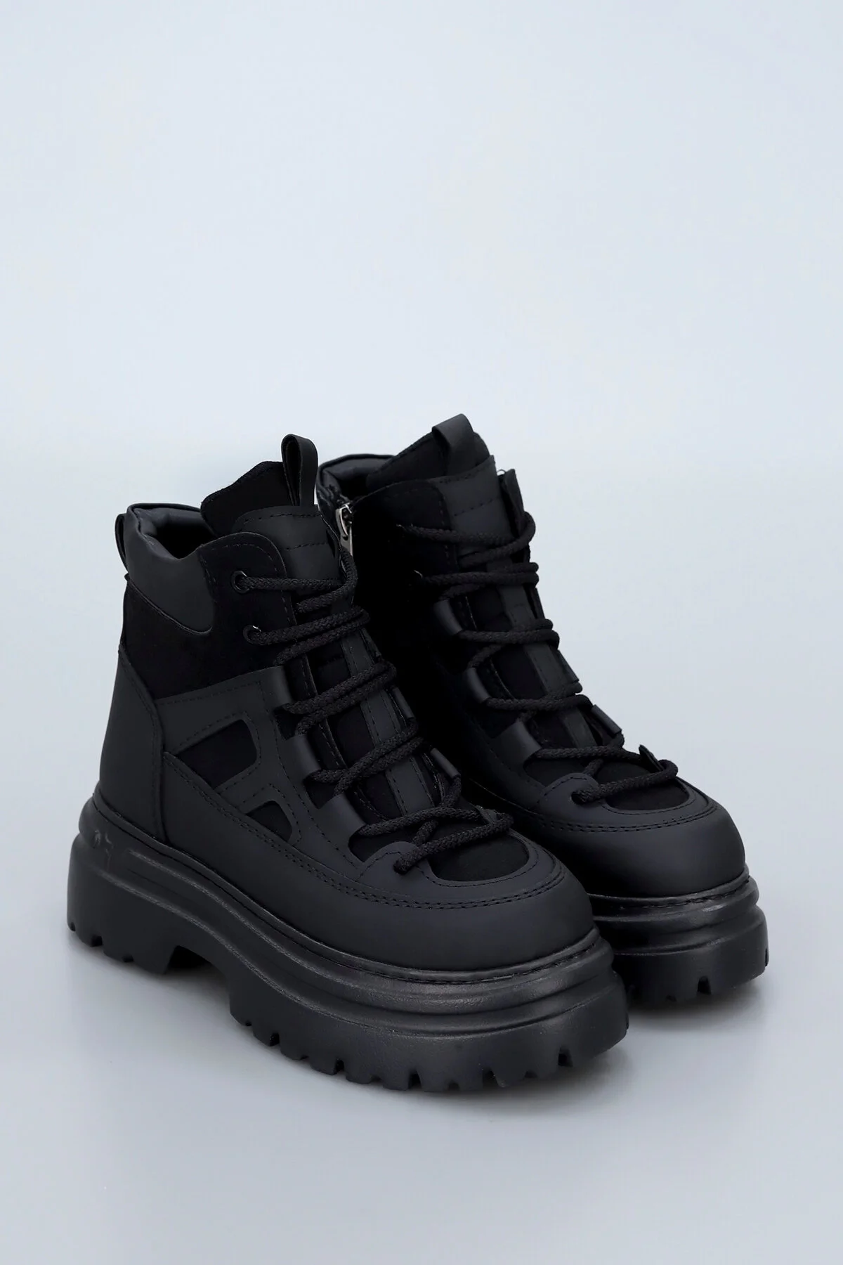چکمه و بوت های توری زیره ضخیم GİNZA SHOES