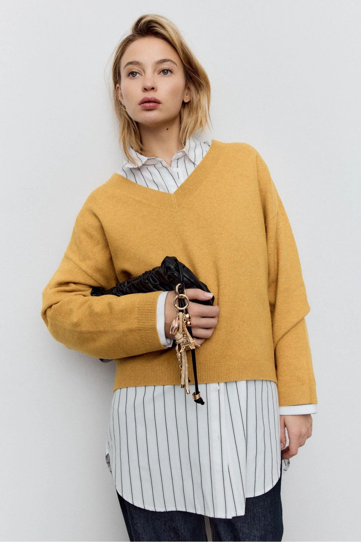 برج ایفل و جاکلیدی ماکارونی Stradivarius