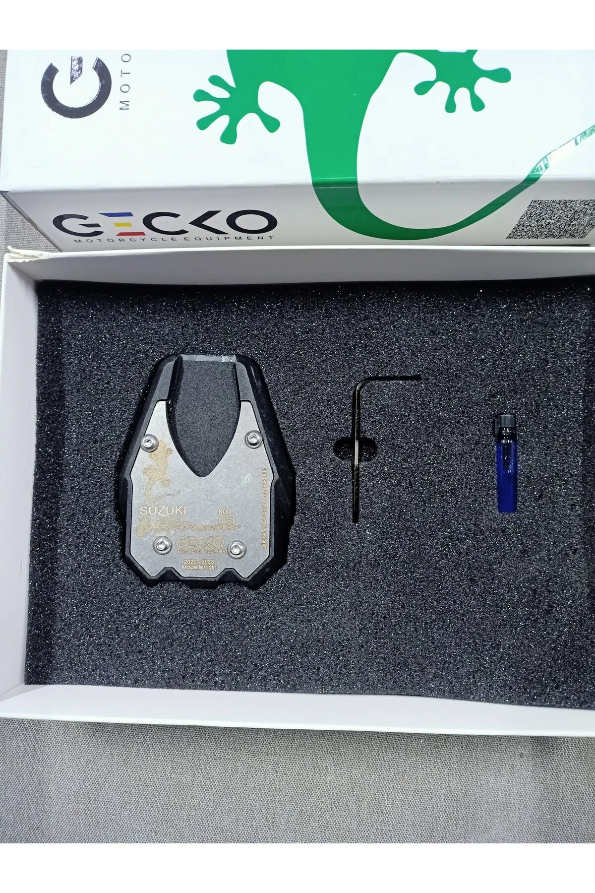 کیفیت عالی و کاربردی: کیت گسترش پایه موتور سیکلت برای Suzuki V-Strom 800-1050 مدل 2020-2023 GECKO
