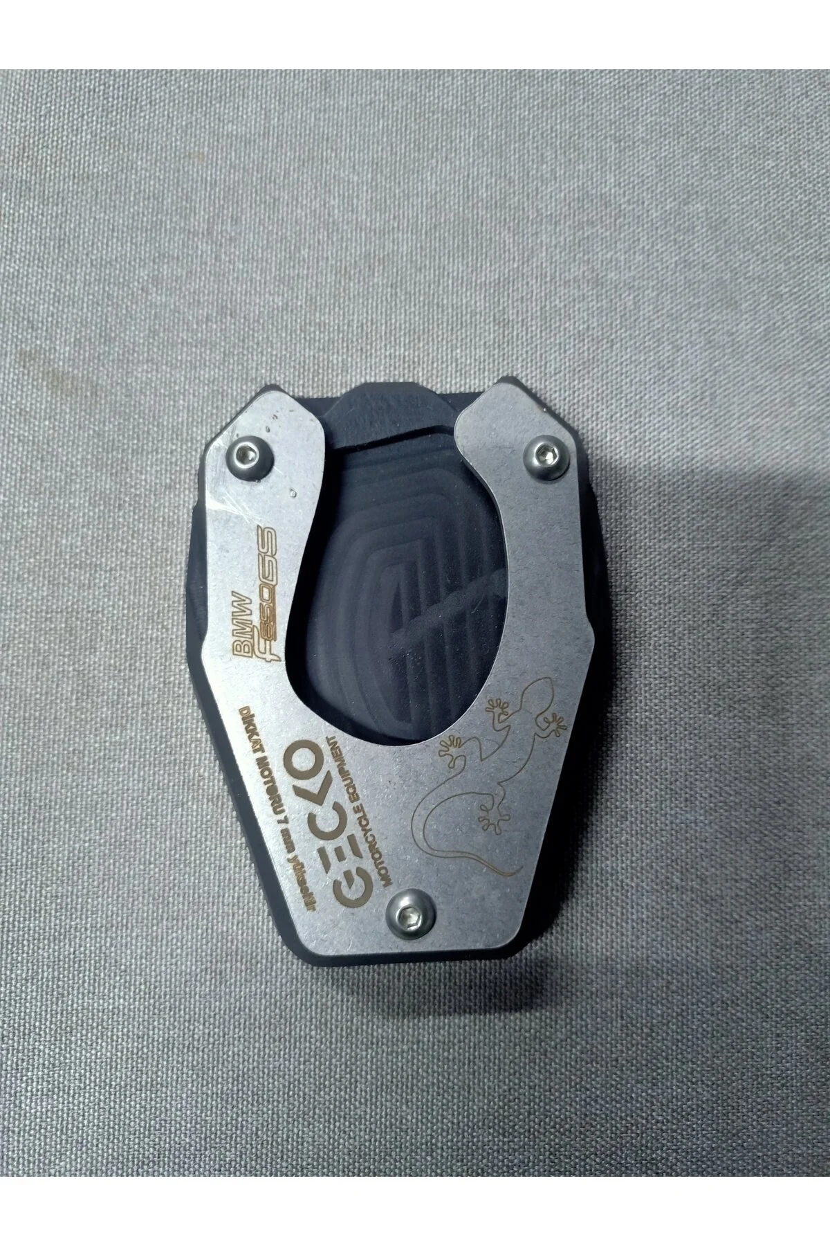کیت گسترش پایه جانبی موتور سیکلت BMW F 650 GS رنگ خاکستری از جنس آلومینیوم GECKO