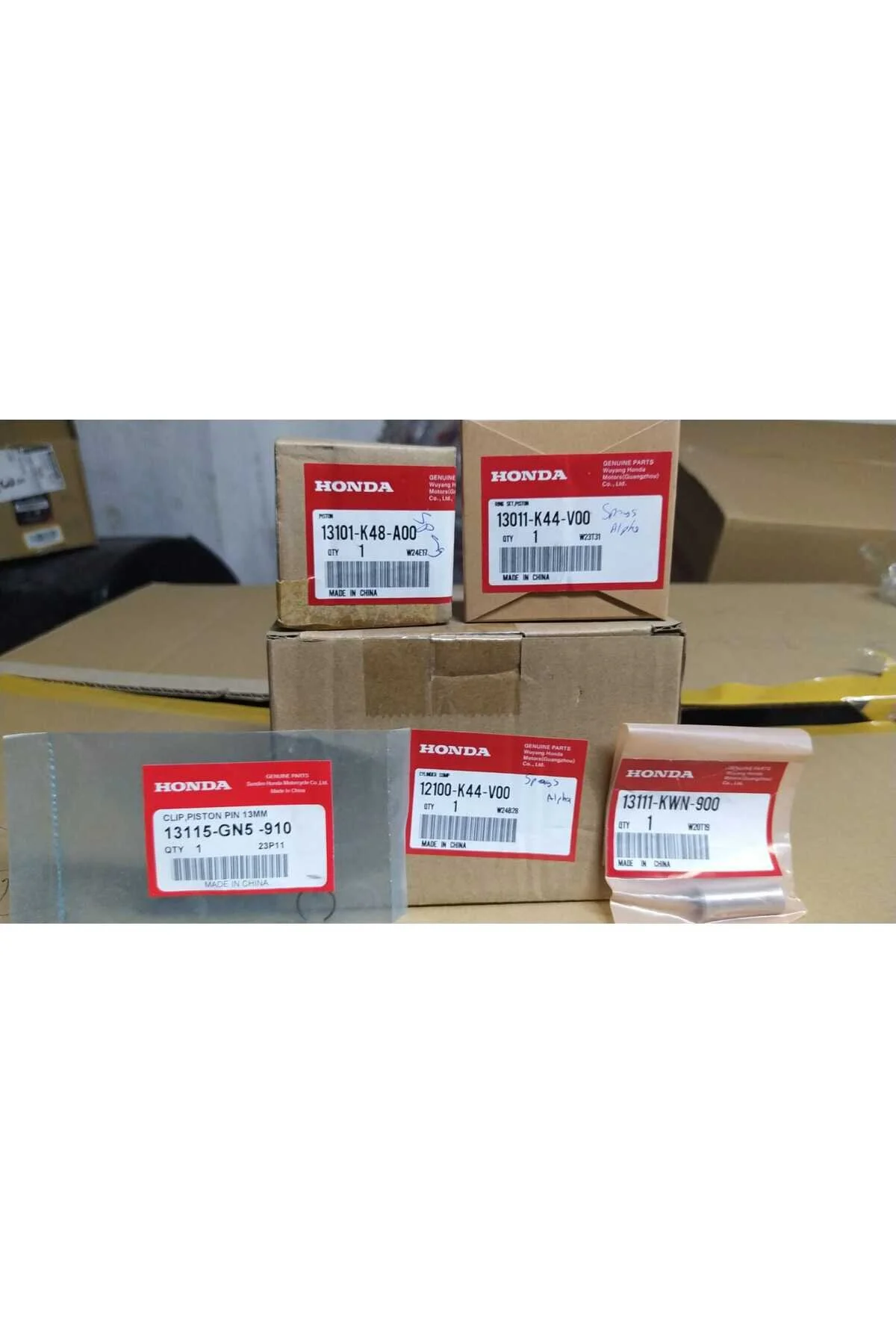 لوازم یدکی موتورسیکلت مجموعه سیلندر پیستون آلفا فضایی اصلی 13011 K44 V00 Honda