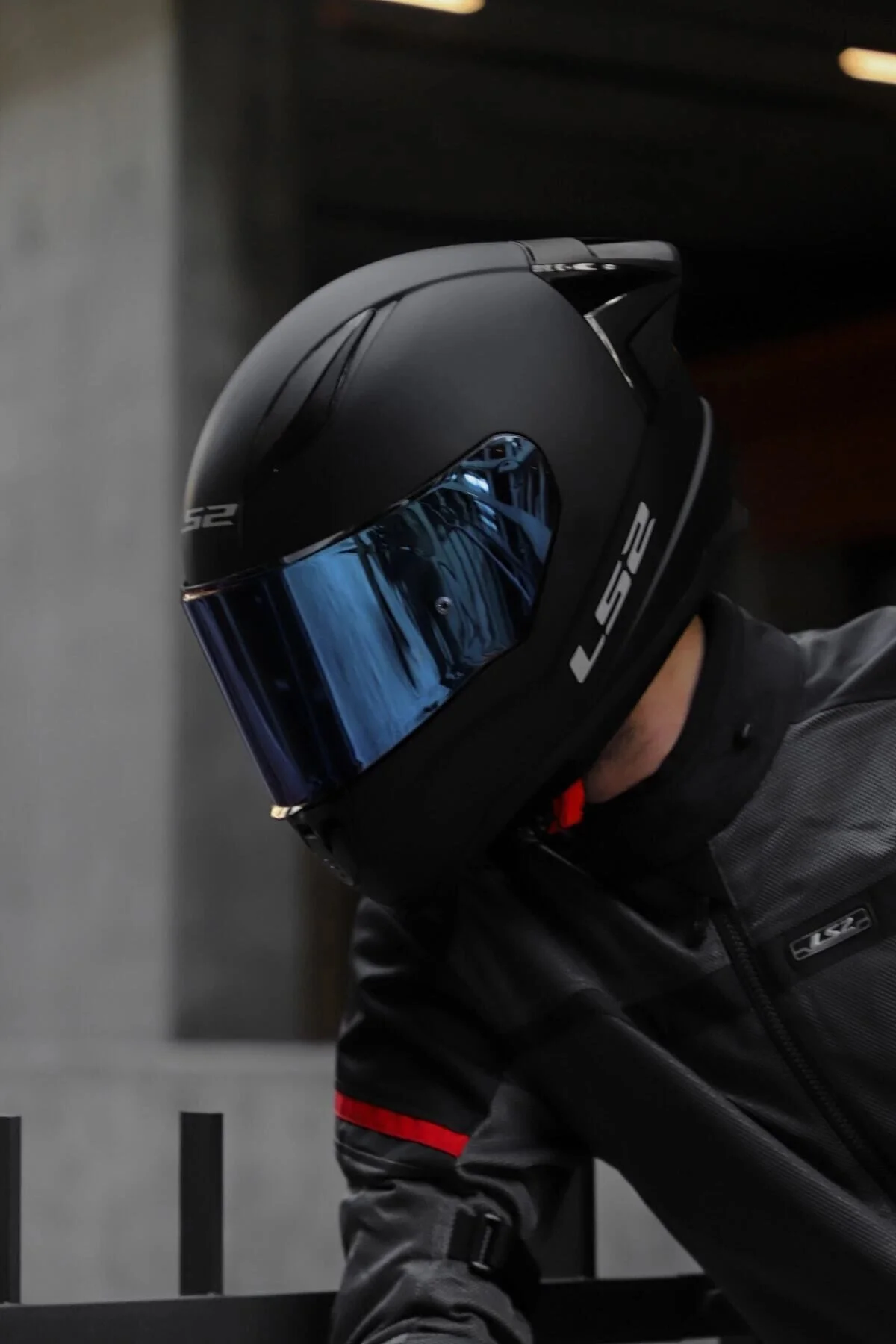 کلاه کاسکت موتورسیکلت مشکی 2 Race Matte ال اس تو LS2