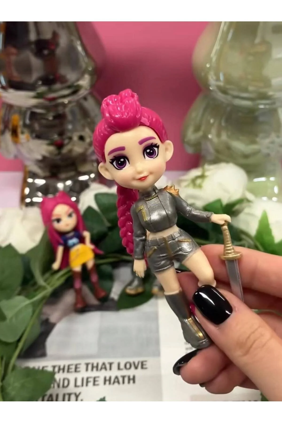 جلیقه کلید سری های ویژه با کیفیت K POP DEMON HUNTERS FIGURE A PLUS Miruva