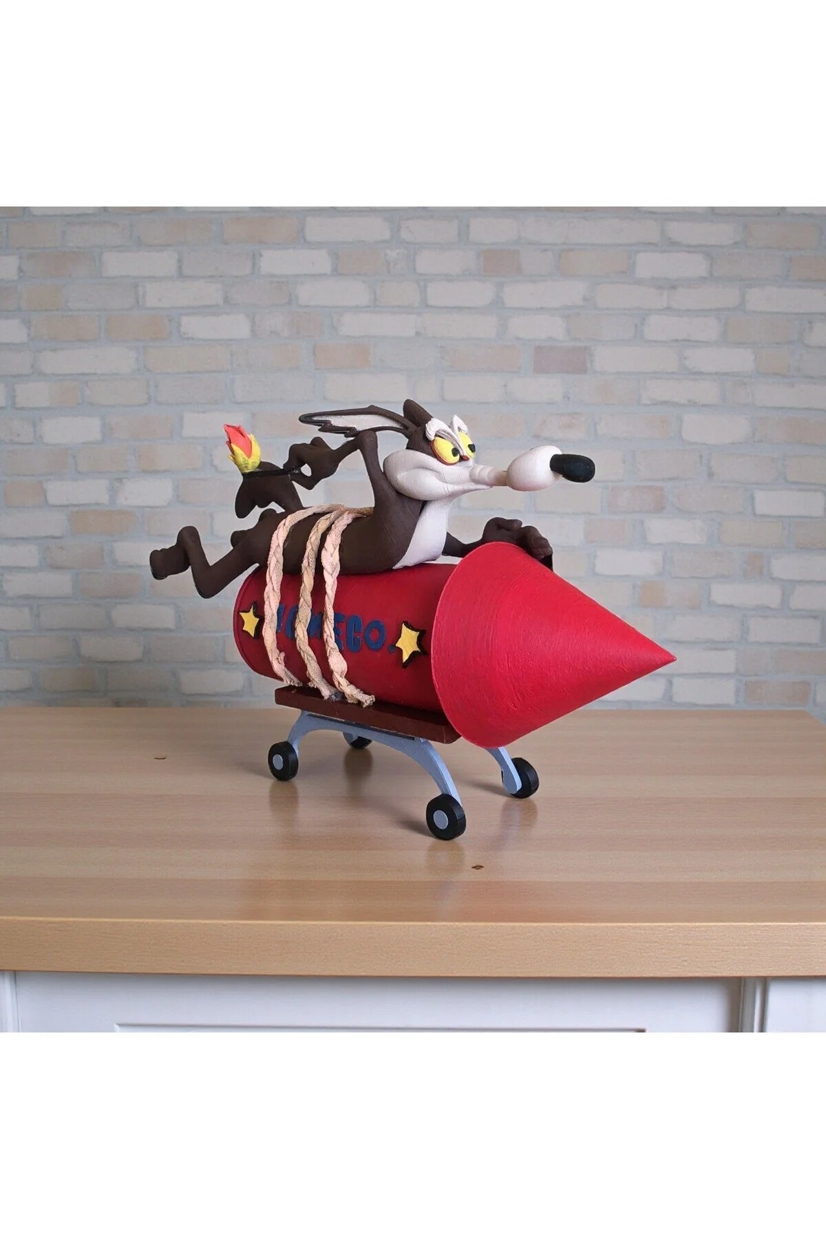 فیگور شکل WILE E. COYOTE – LOONEY TUNES دکور یکپارچهسازی با سیستمعامل کلکسیونی اندازه بزرگ FIGURİFY