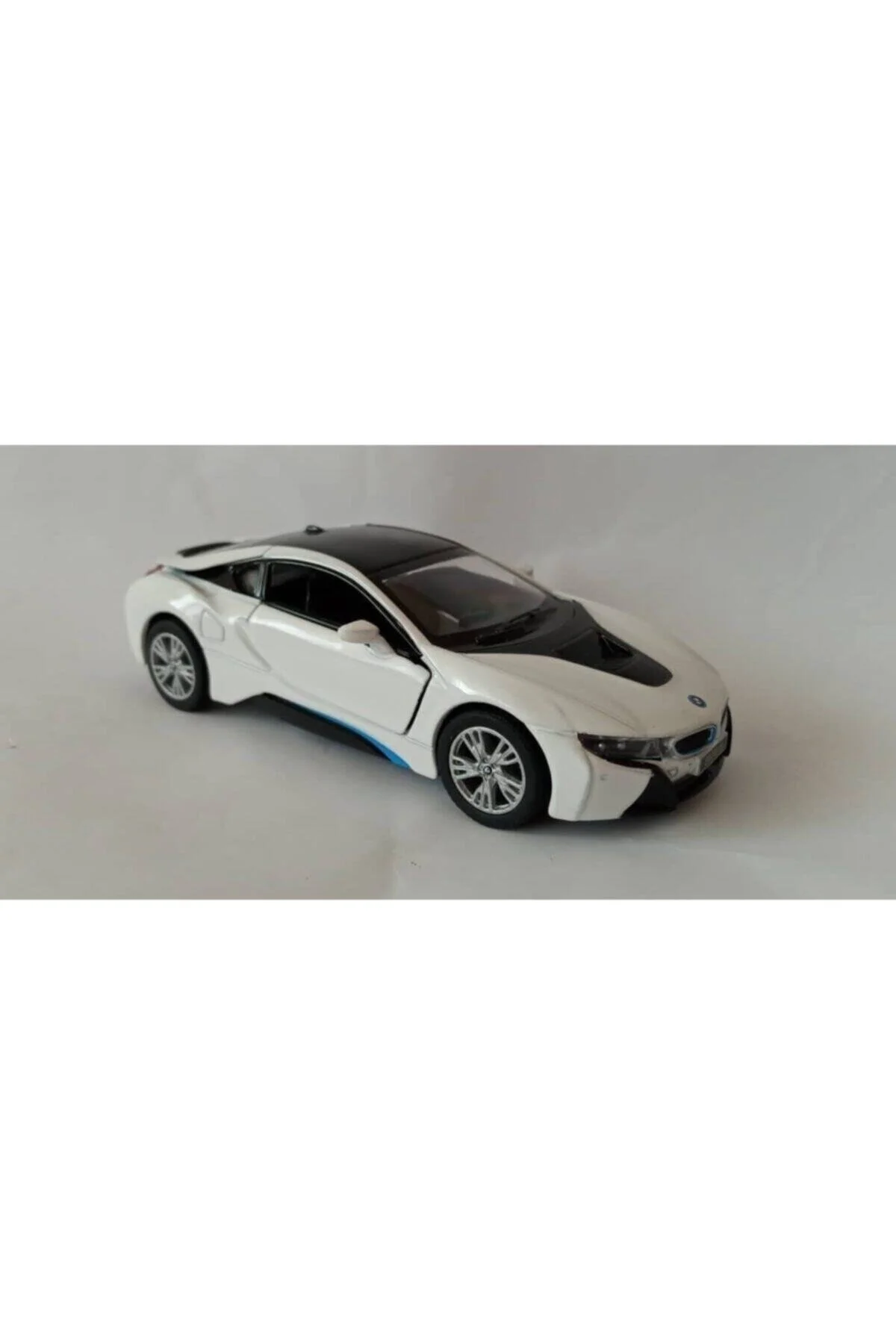 مدل خودرو KINSMART BMW I8 PULL DROP 5 اینچی. دارای مجوز اورجینال Ucuzkervan