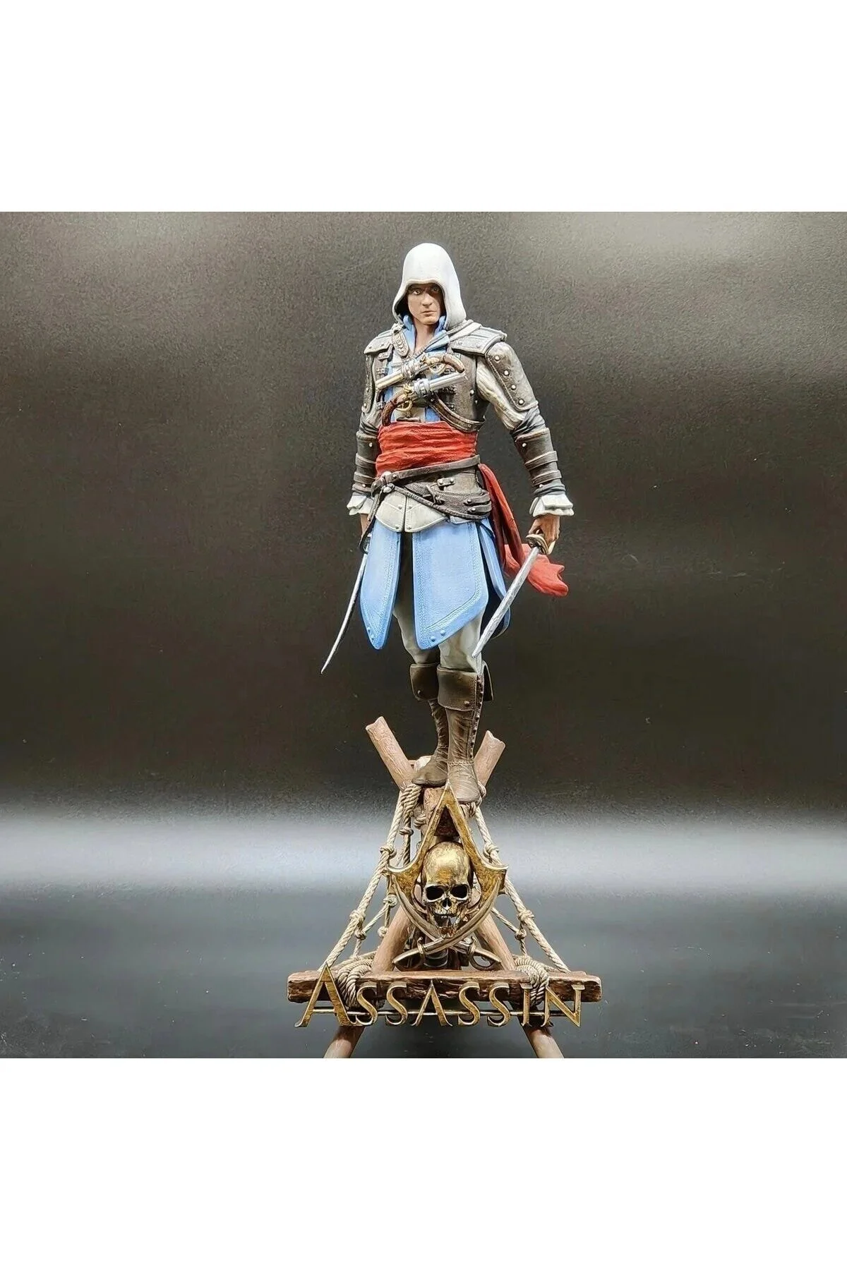 فیگور شکل نقاشی شده ASSASSIN'S CREED REVELATIONS 30 سانتی متر اندازه بزرگ FOLİNZA