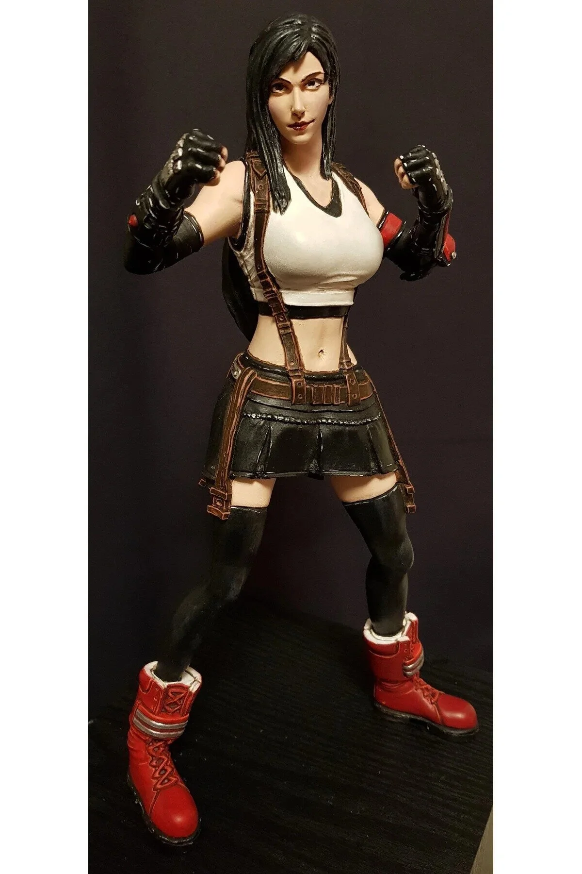 فیگور FINAL FANTASY 7 TIFA LOCKHART FIGURE PRINCESS ROSA OBJECT بزرگ سایز 25 سانتی متر FOLİNZA