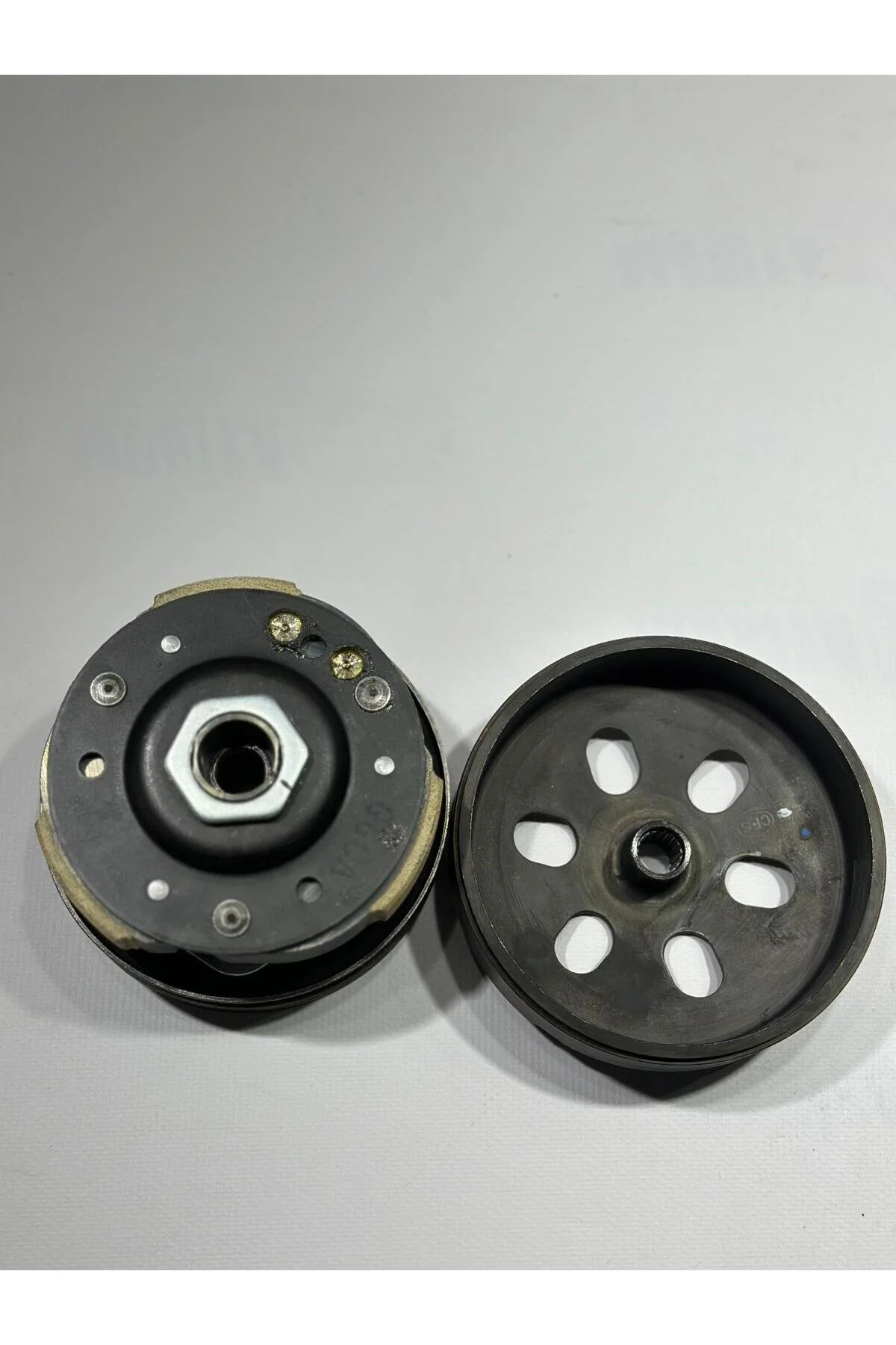 لوازم یدکی موتورسیکلت FURY 110 OEM REAR VARIATOR Mondial
