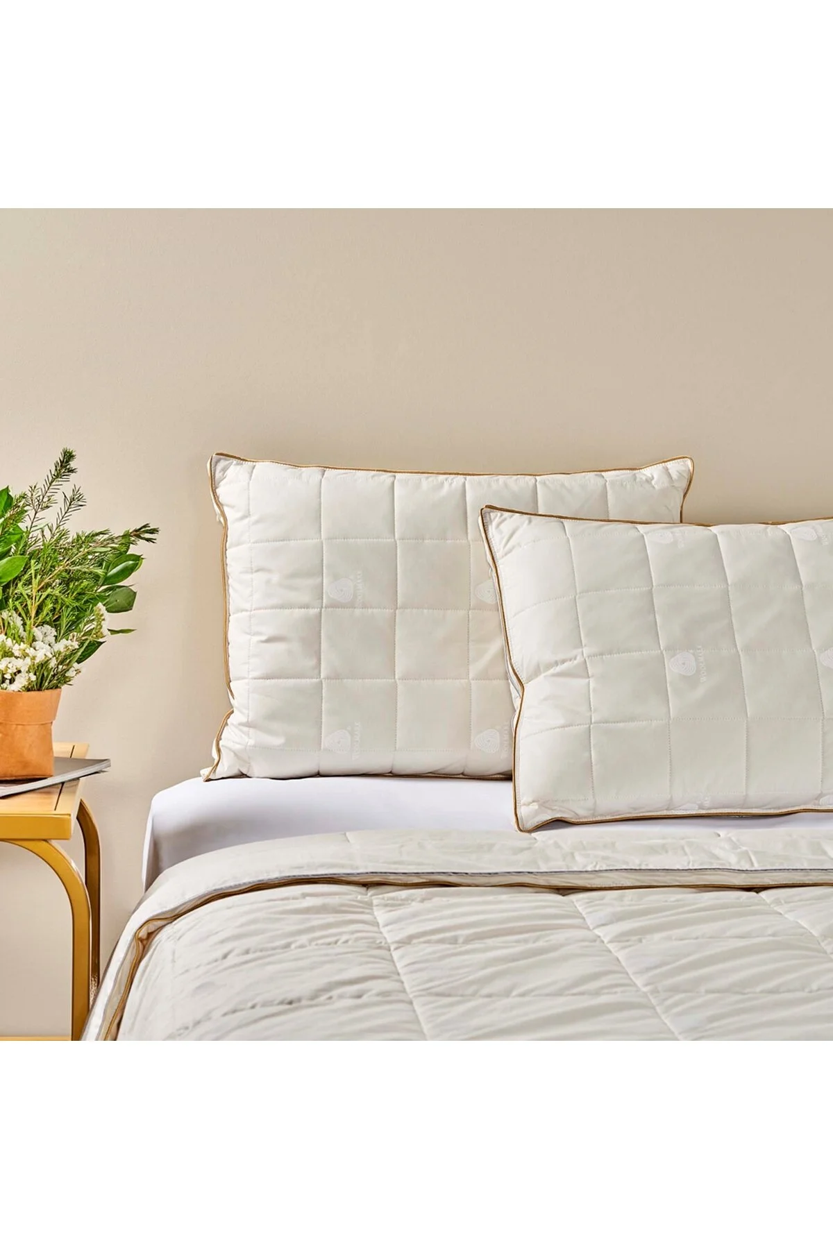 بالش سفید استاندارد پشم پشمی اورجینال Linens