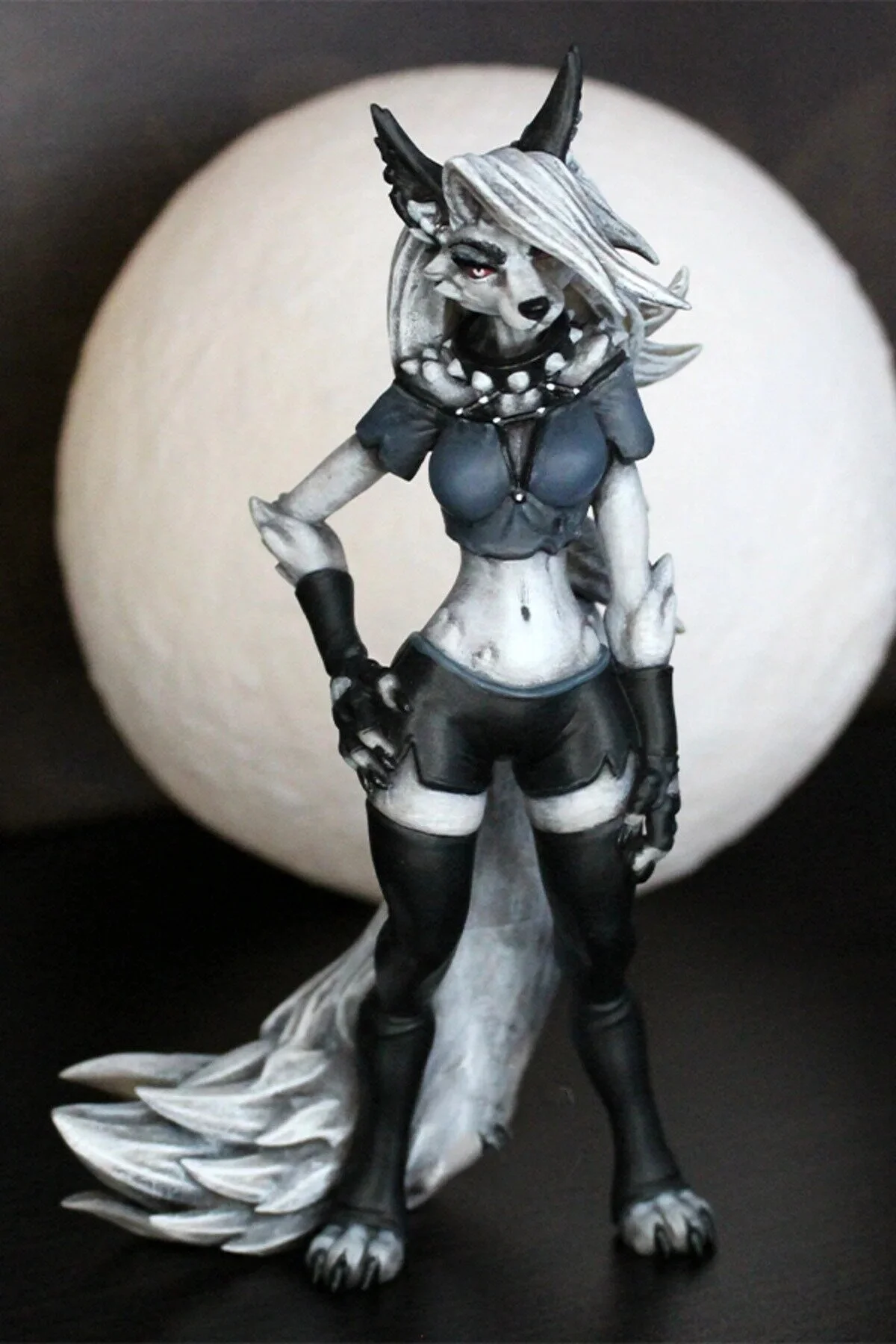 فیگور HELLUVA BOSS LOONA FIGURE HAZBIN HOTEL 25 سانتی متری سایز بزرگ FOLİNZA