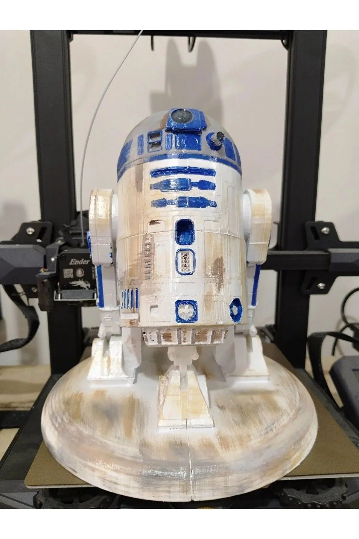 فیگور طرح ربات جنگ ستارگان R2D2 شکل نقاشی شده 20 سانتی متر اندازه بزرگ FOLİNZA