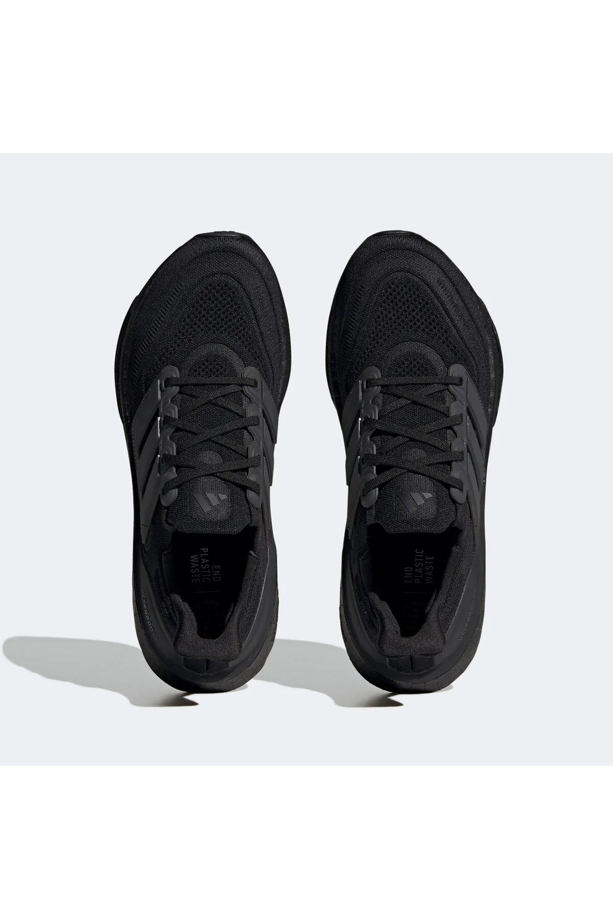 کفش مردانه ورزشی سیاه پوست Ultraboost آدیداس adidas