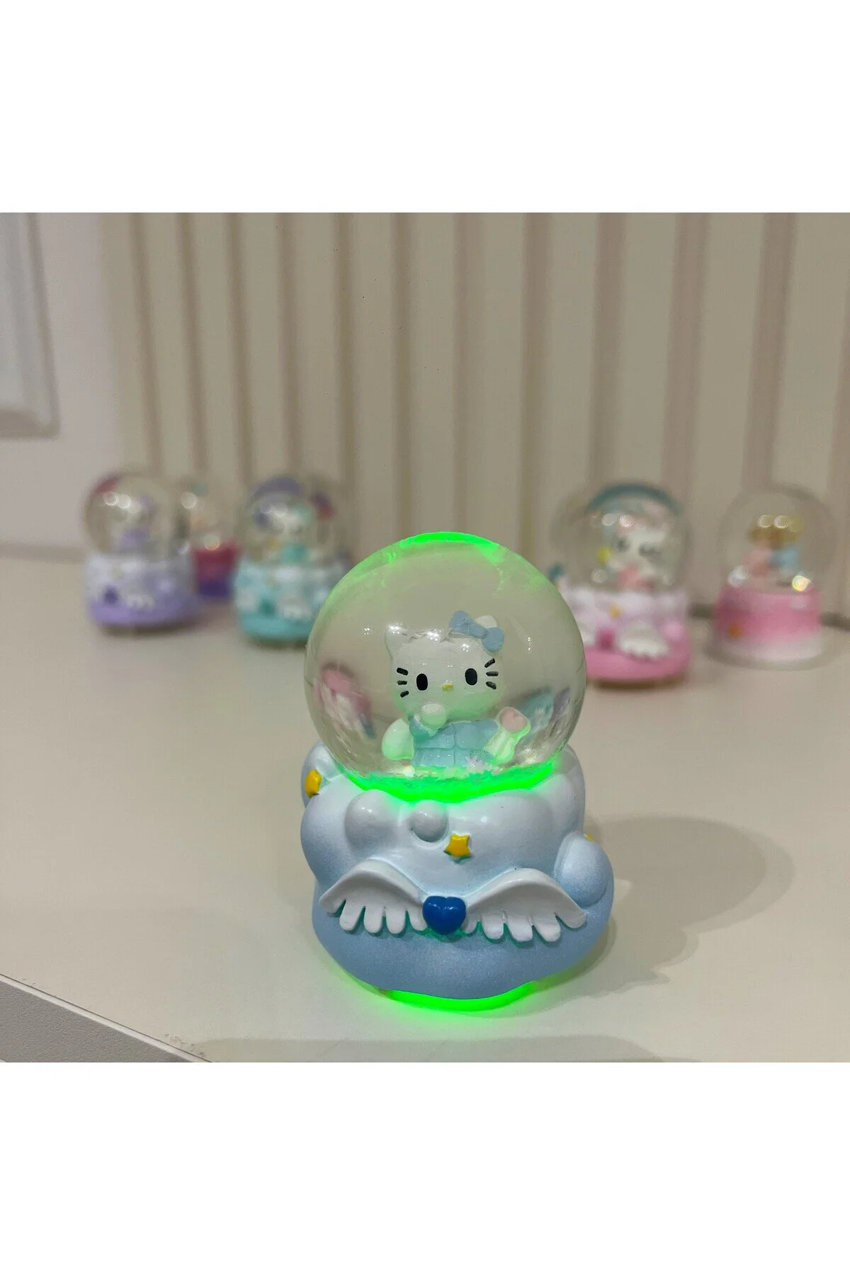 گوی برفی HELLO KITTY LIGHTED MINI SNOW GLOBE TKY0384 از ترکیه Taşmeran