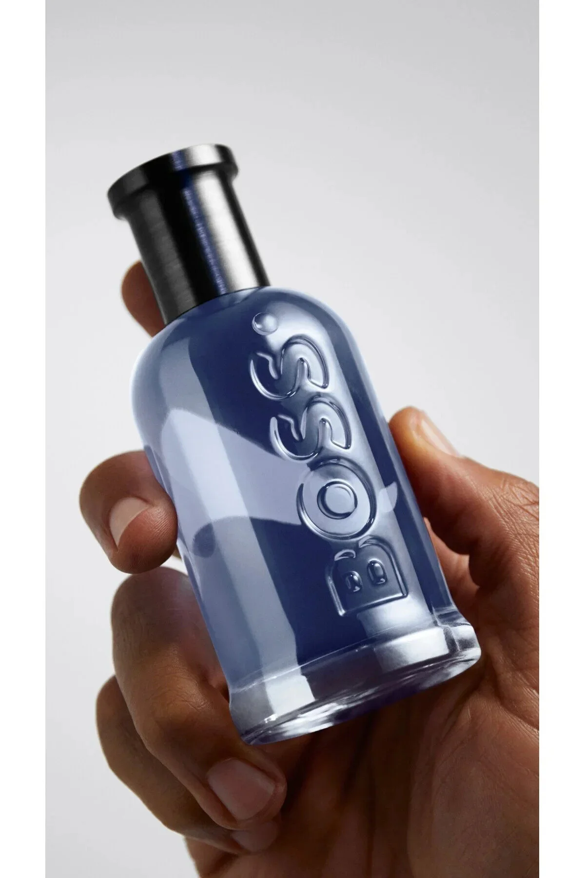 عطر سفید مردانه ادوپرفیوم هوگو بوس باتلد اینفینیت 100 میل باس برند آلمان Hugo Boss